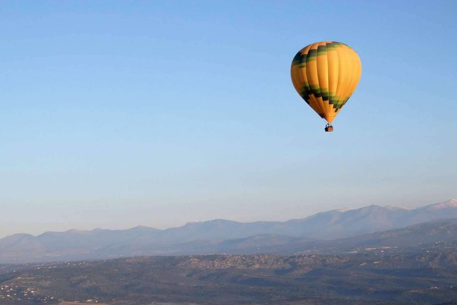 Regalar experiencias únicas como viajes en globo, de la mano de EoloFLY