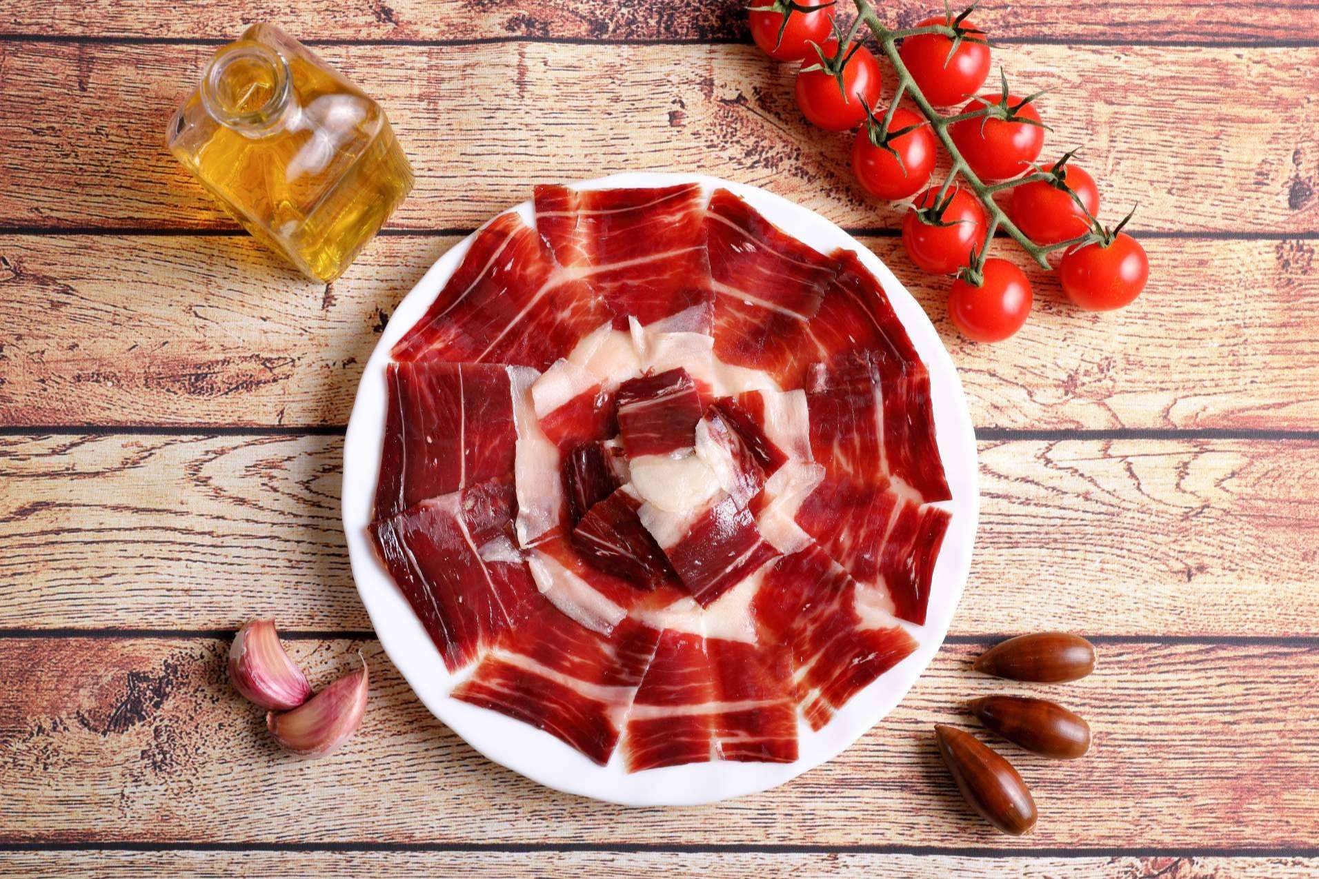 Jamón y Pico explica cómo cortar y conservar un jamón ibérico