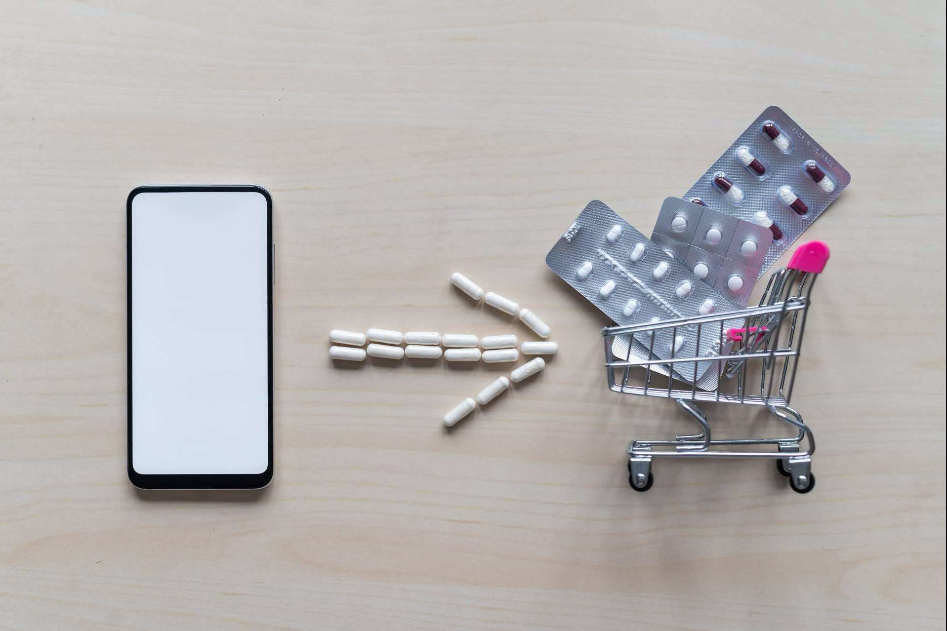 Farmacia Guitart abre las puertas a internet con una farmacia online