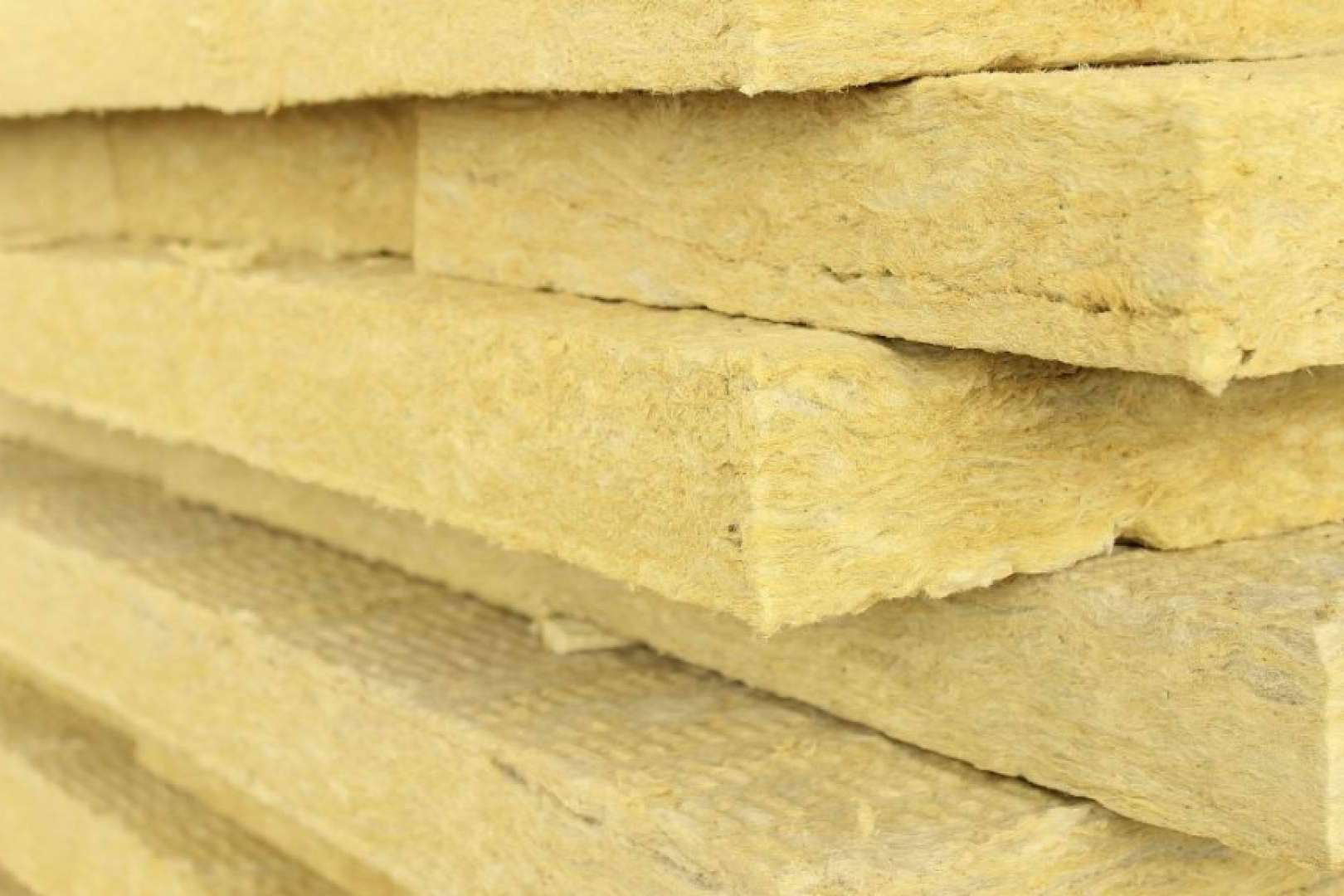 Construcciones Gero lleva a cabo el aislamiento térmico y acústico de un inmueble