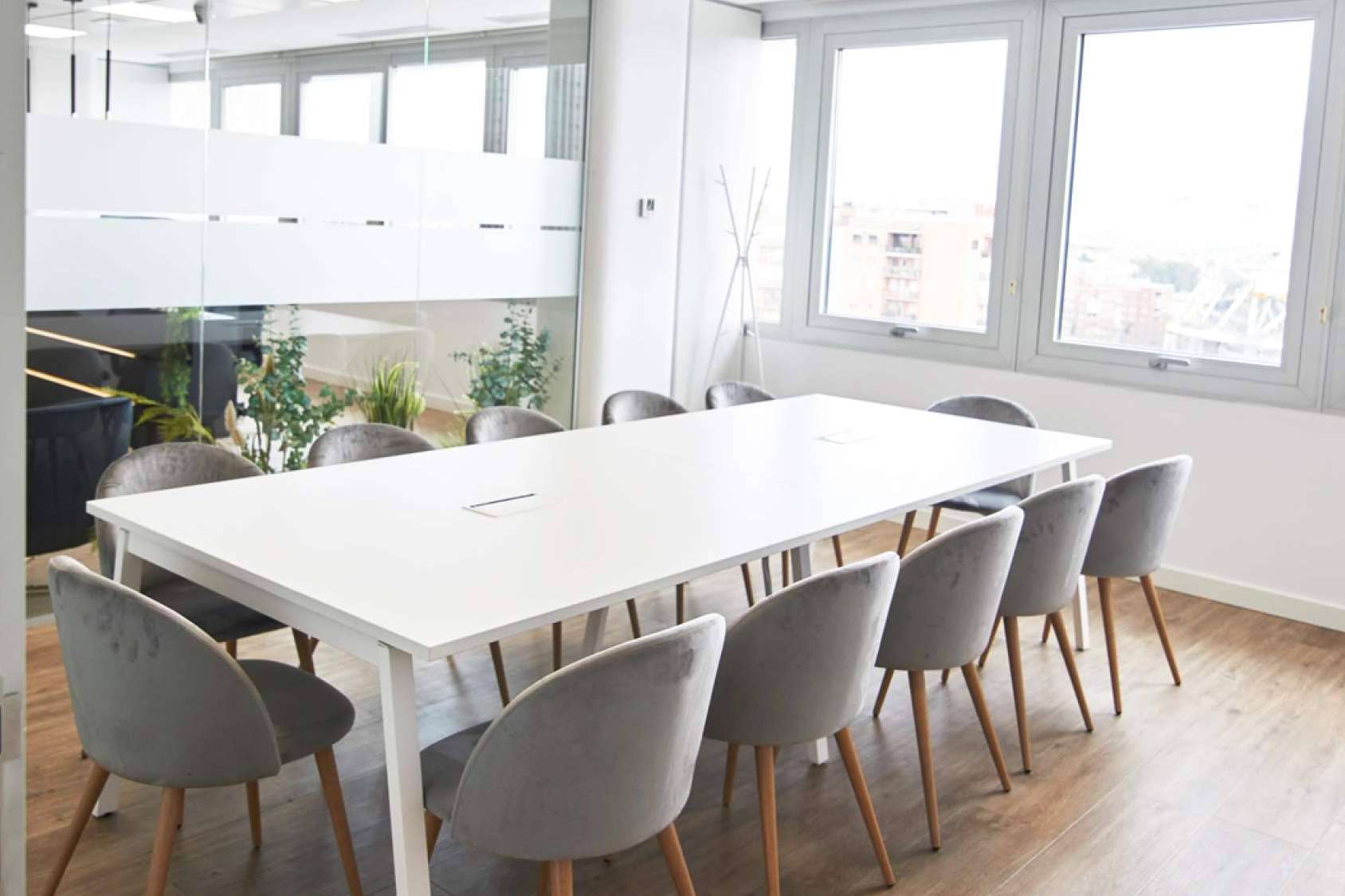 Los beneficios del alquiler salas de reuniones en Madrid de la mano de Atrium