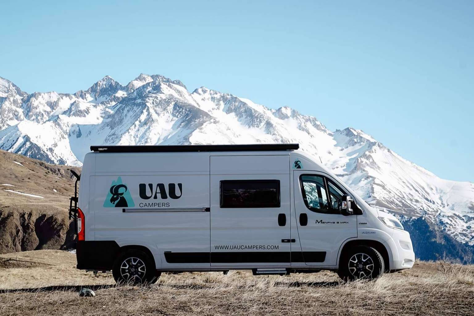 Alquilar autocaravanas prácticas, cómodas y completamente equipadas en Barcelona y Girona, de la mano de UAU Campers
