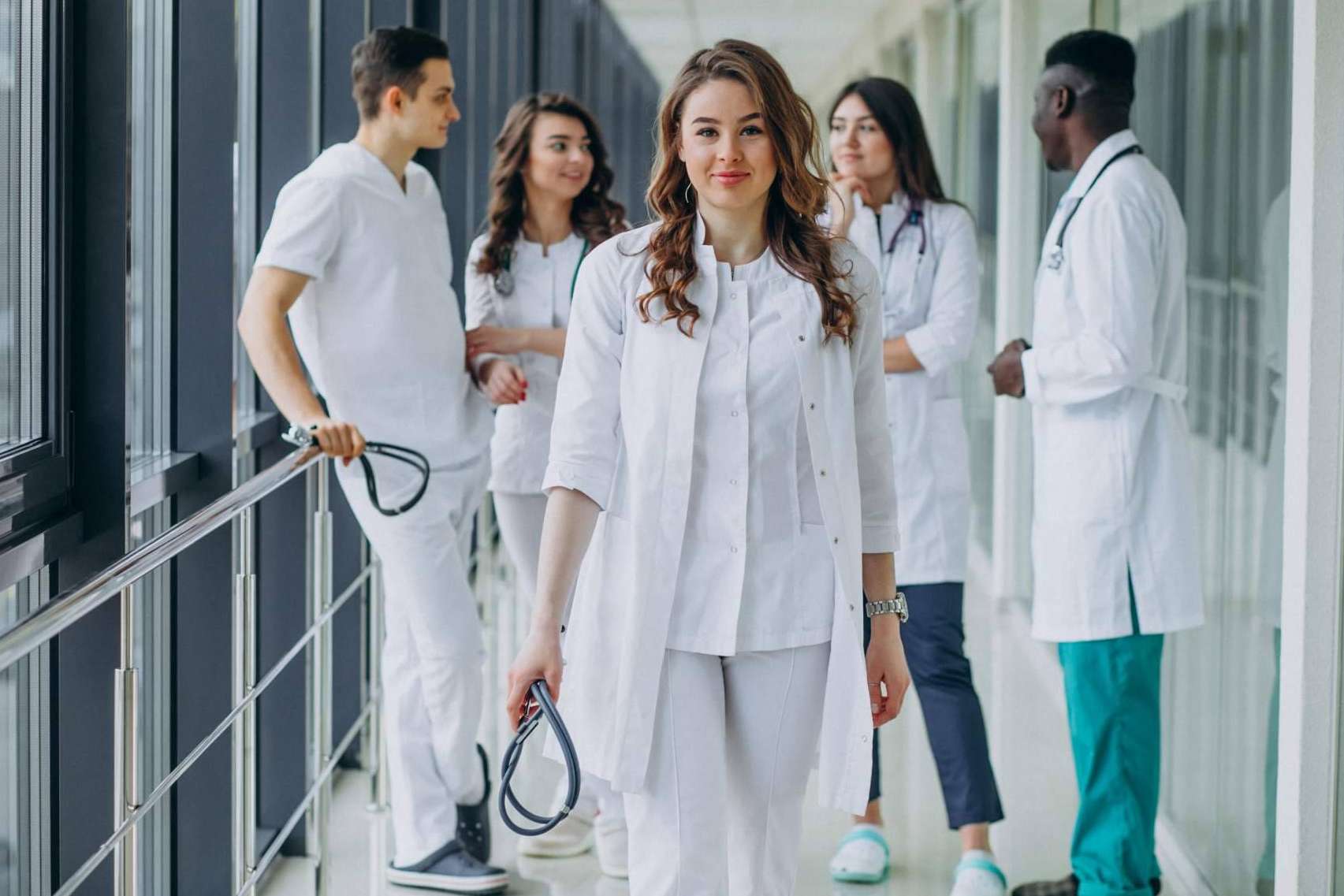 Asistir a las clases de auxiliar de enfermería de Carpe Diem