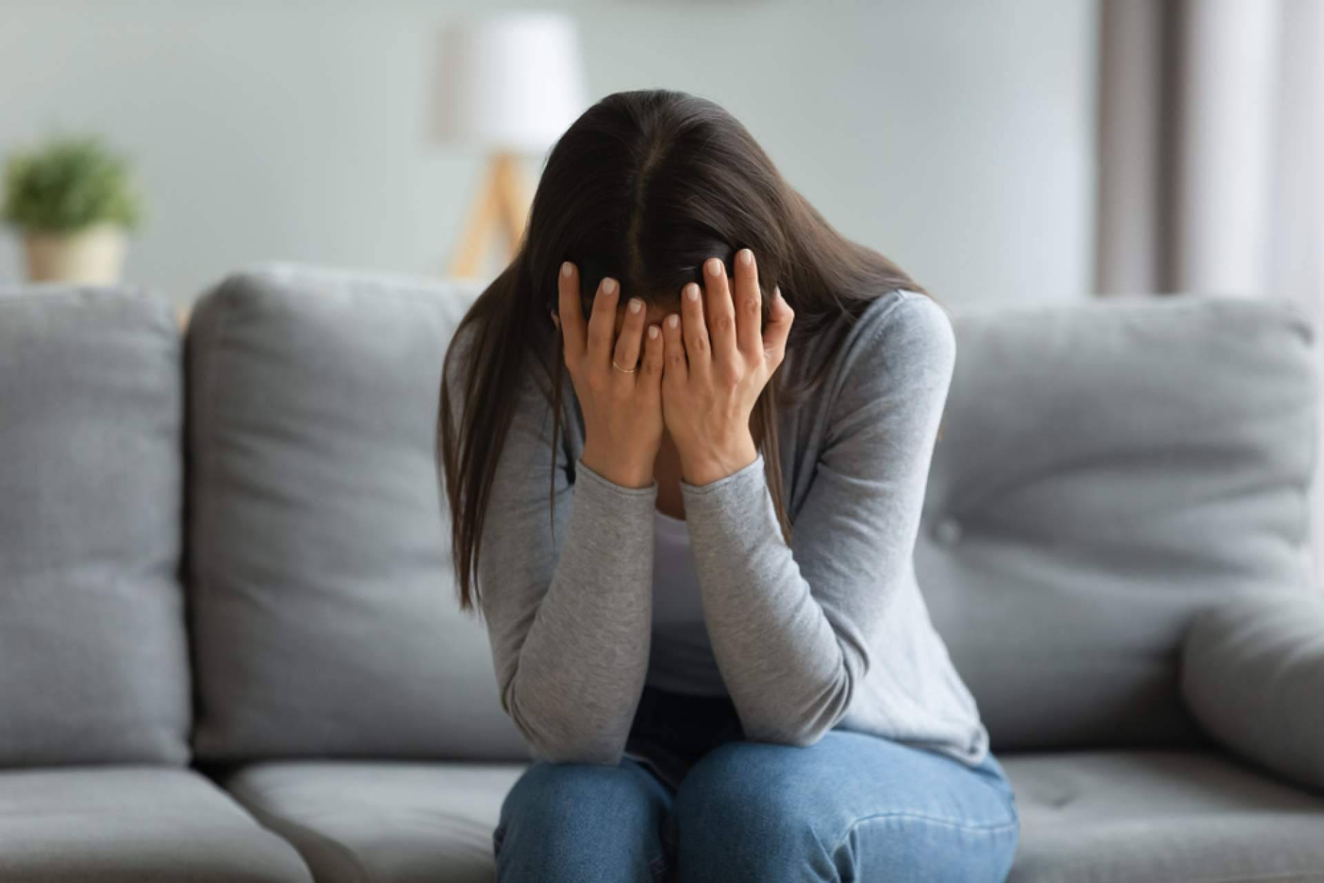 El tratamiento de la dependencia emocional en mujeres, con Apoyo Psicológico Online