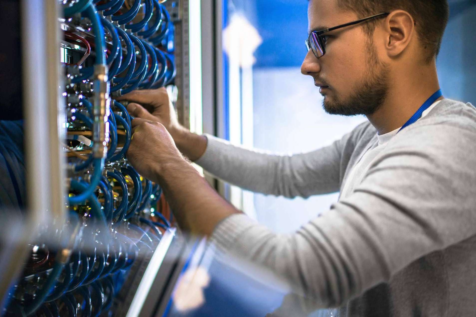 Informática Sevilla ofrece mantenimiento, ciberseguridad y tranquilidad para empresas