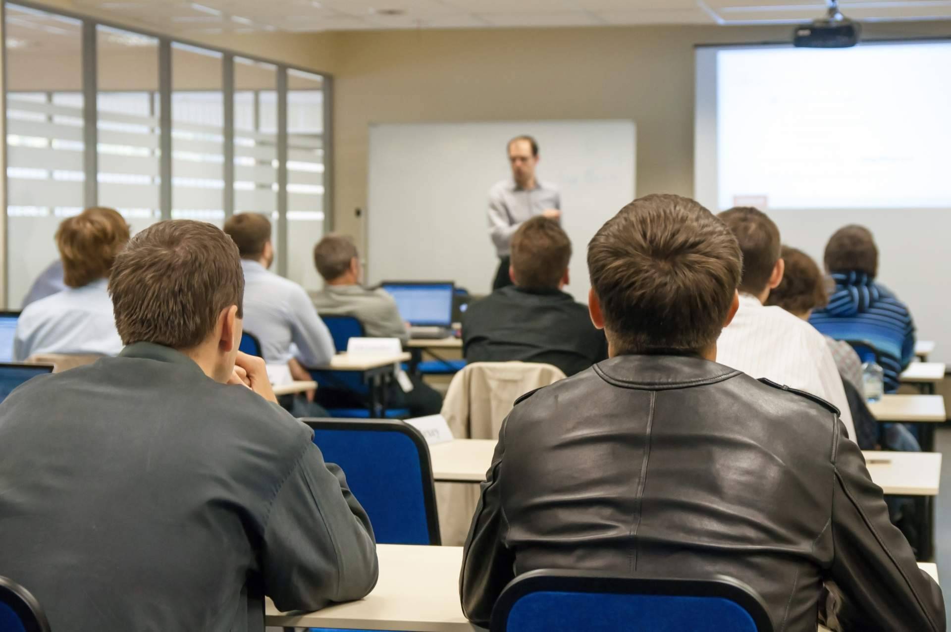 Constanza Business & Protocol School imparte una formación con salida mercado laboral