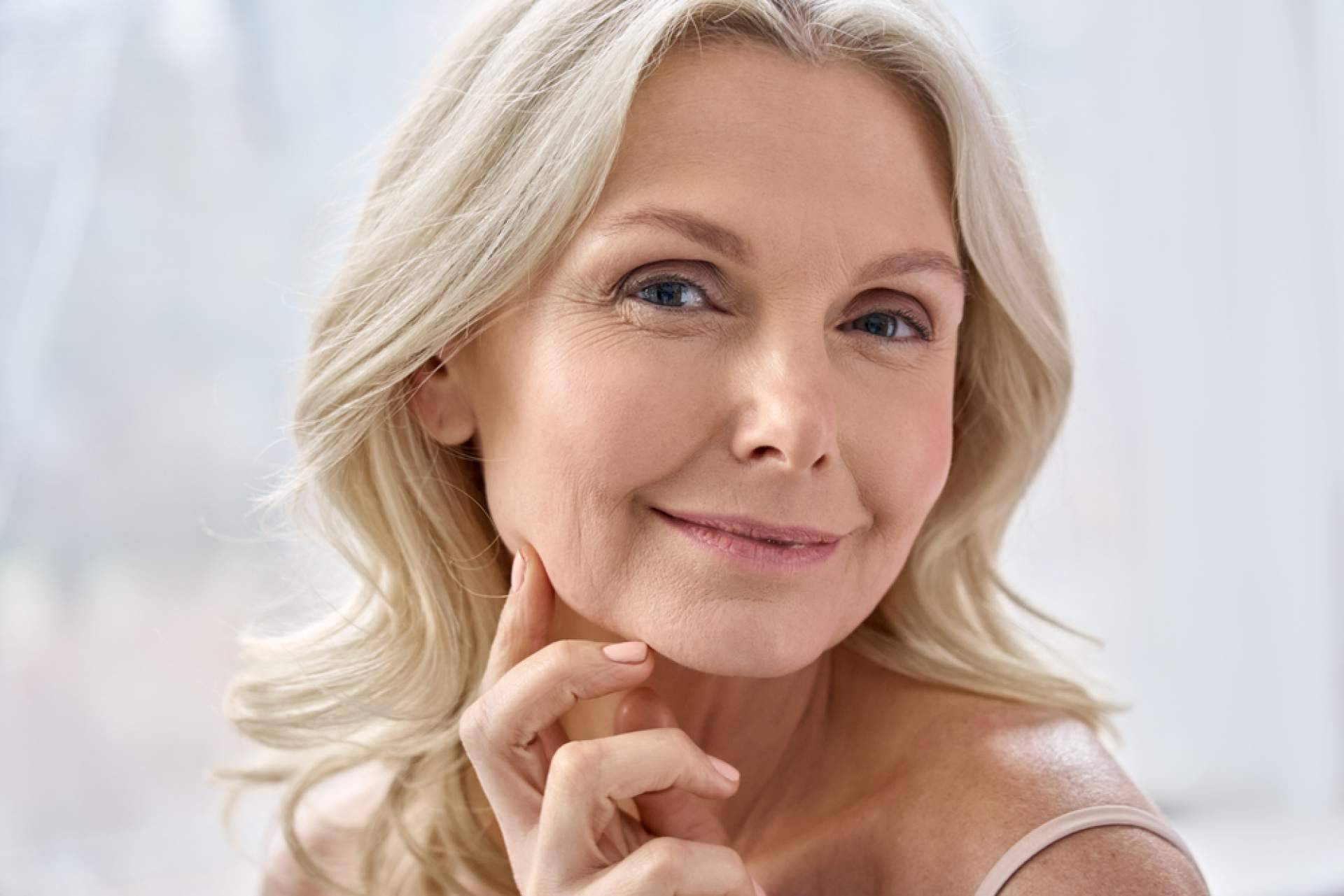 360Clinics ofrece el Symmed facial, tratamiento antiaging sin pinchazos ni cirugías