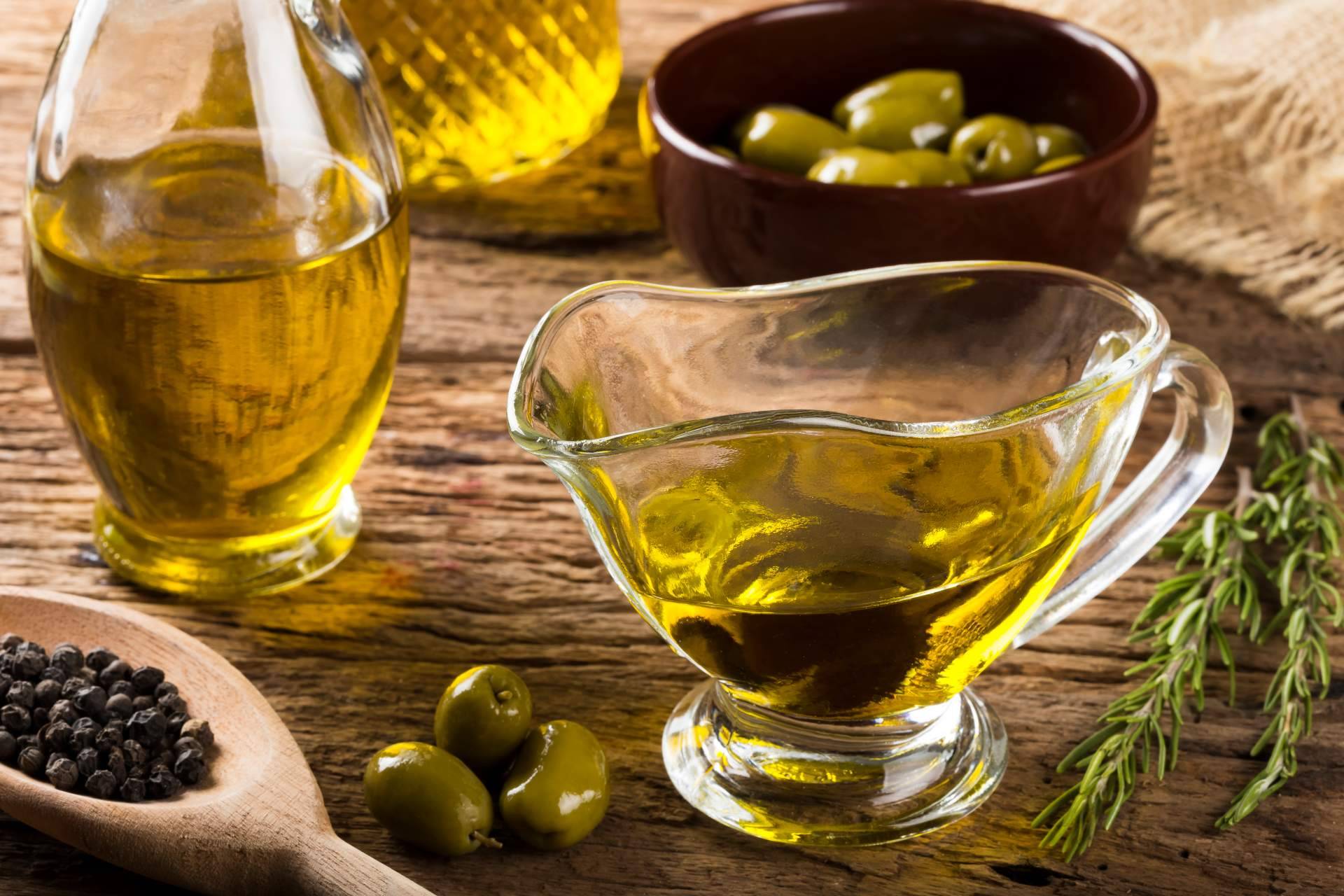 Los productores de aceite de oliva virgen extra de Olipaterna