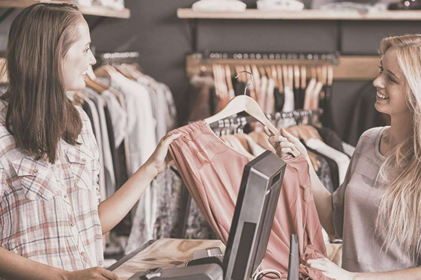 Una ayuda en la venta para comercios, zapaterías y tiendas de moda, con ecoSoft Consulting