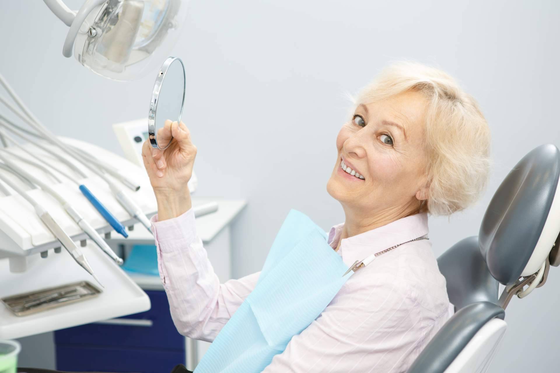 ¿Cuáles son las características y ventajas de los Implantes All-on-4?
