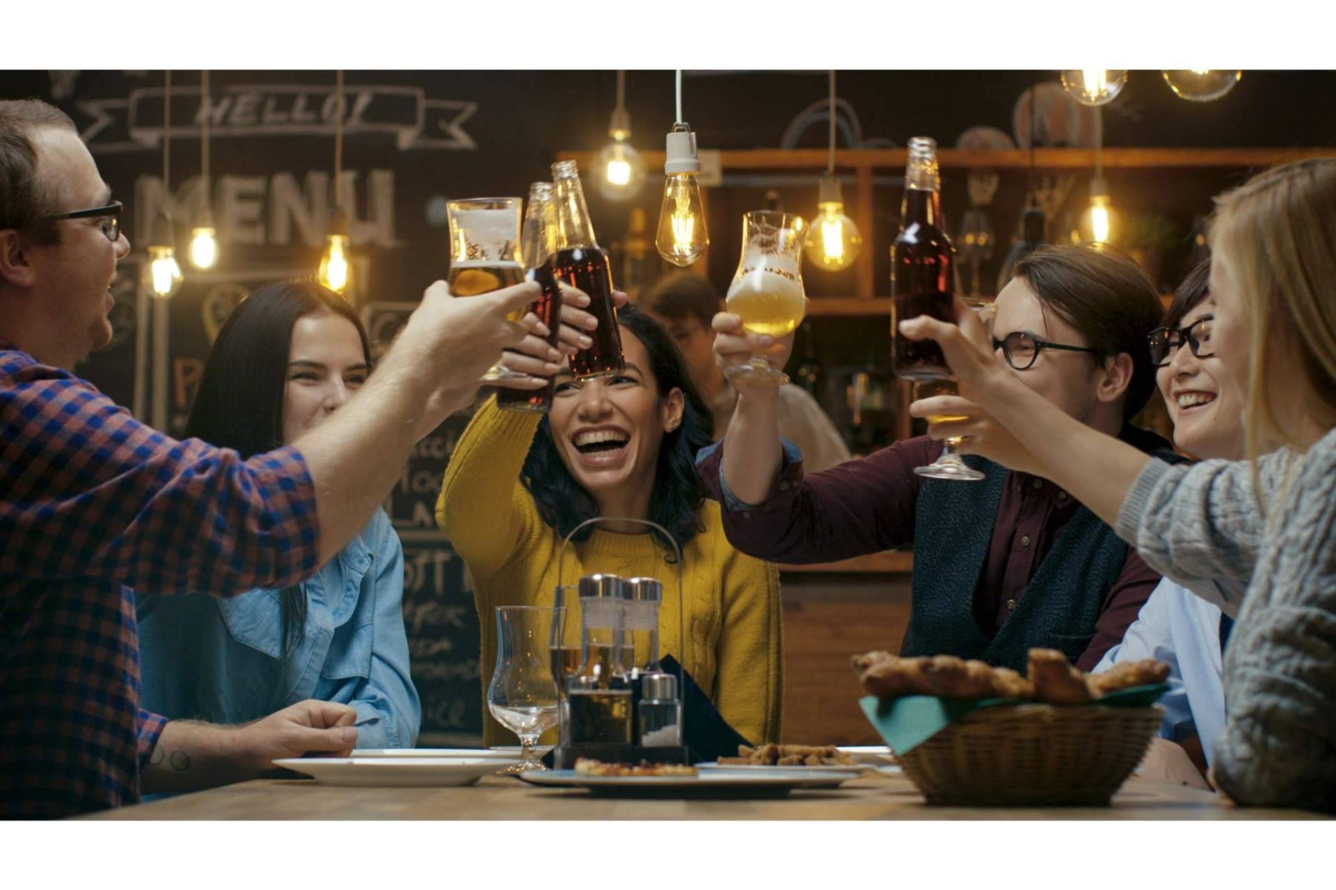 Atraer clientes a los bares con partidas de Trivial