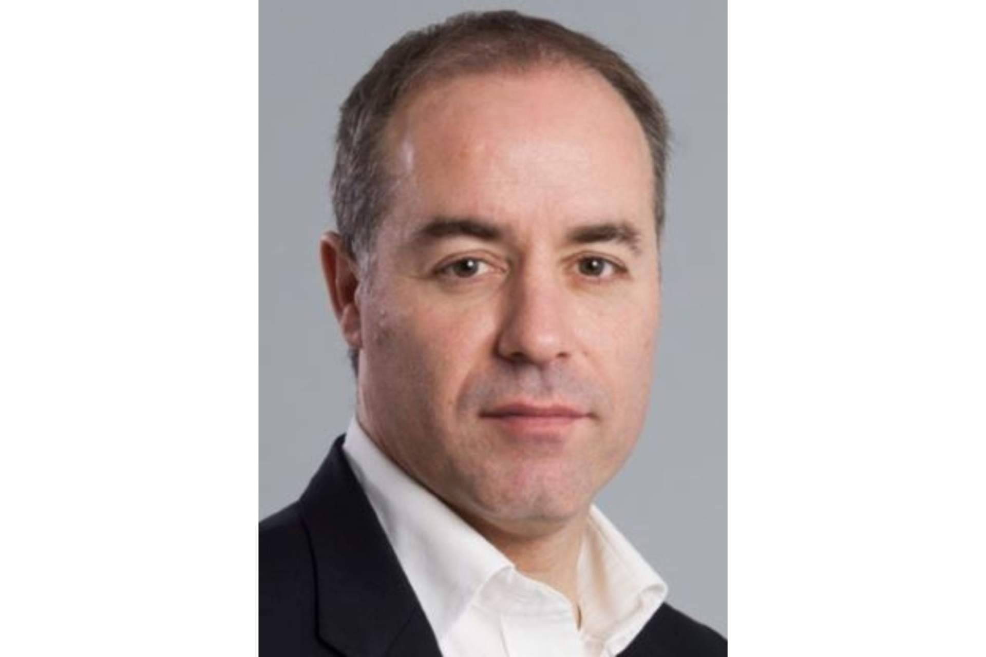 Automatización de redes privadas e innovación sostenible, mediante el crecimiento inteligente de firewalls virtuales hasta terabits de inspección