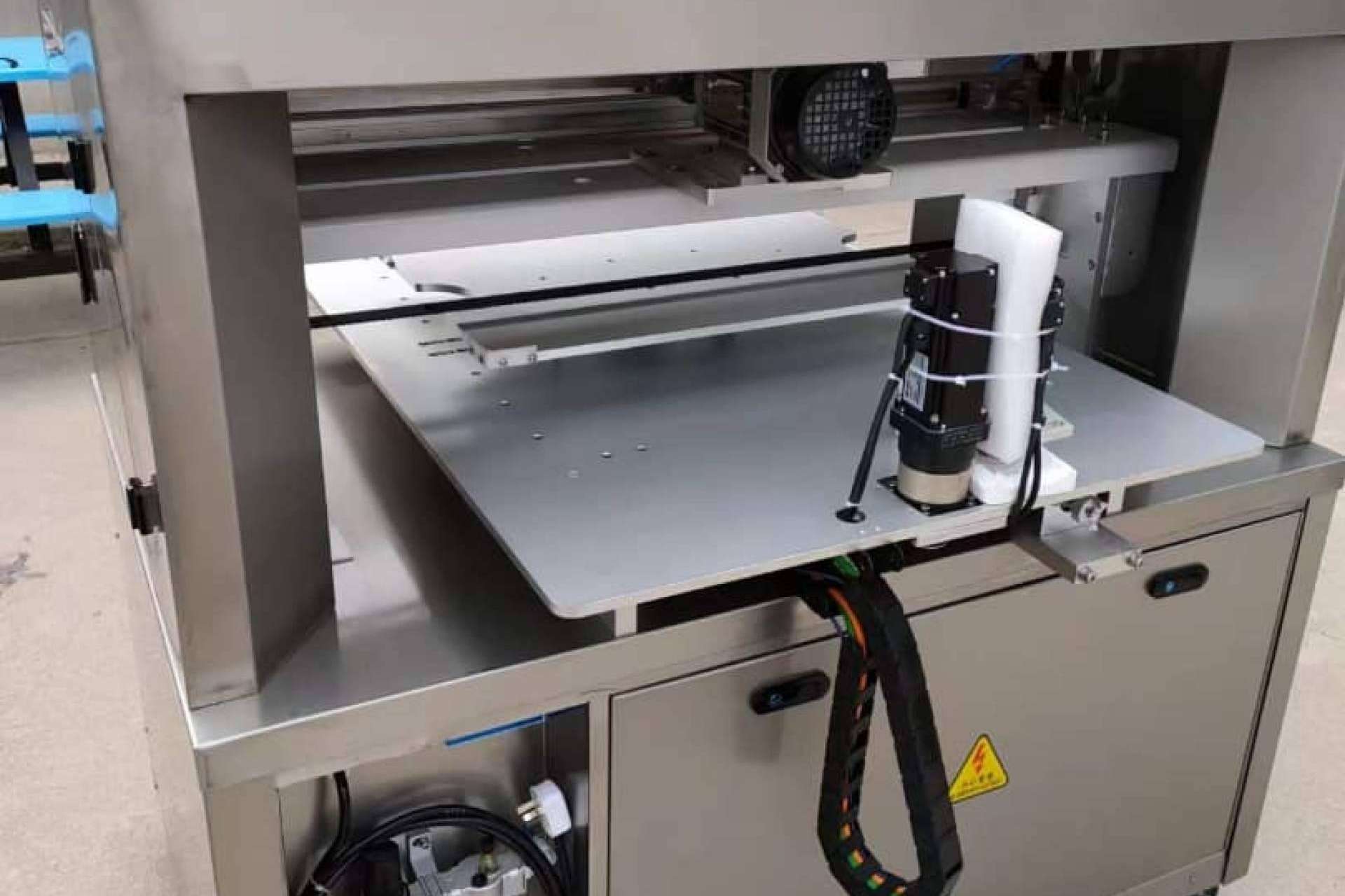 Abadecom suministra máquina cortadora de dulce para clientes en Córdoba