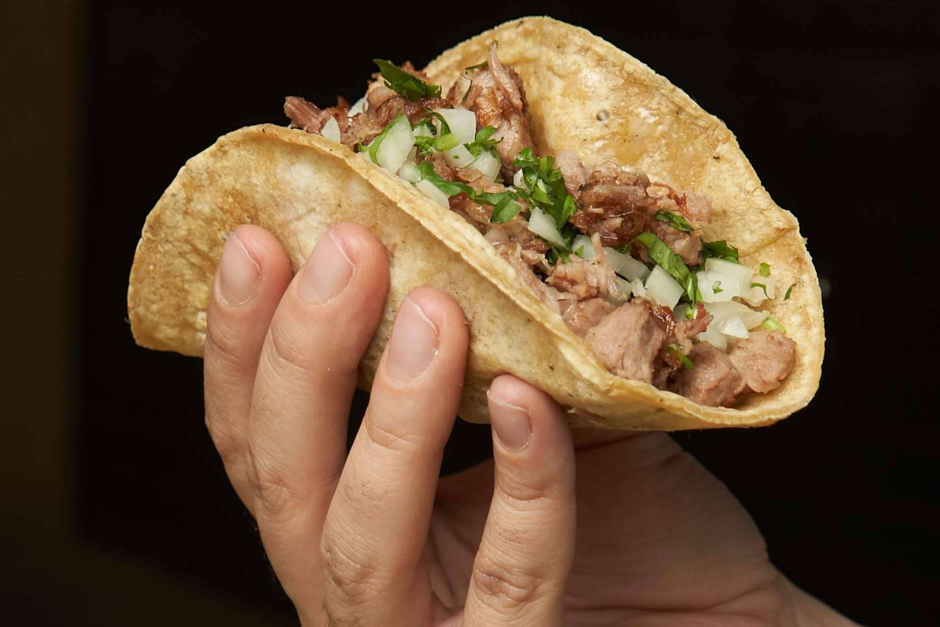 En la gastronomía mexicana, la tortilla de maíz es fundamental e imprescindible