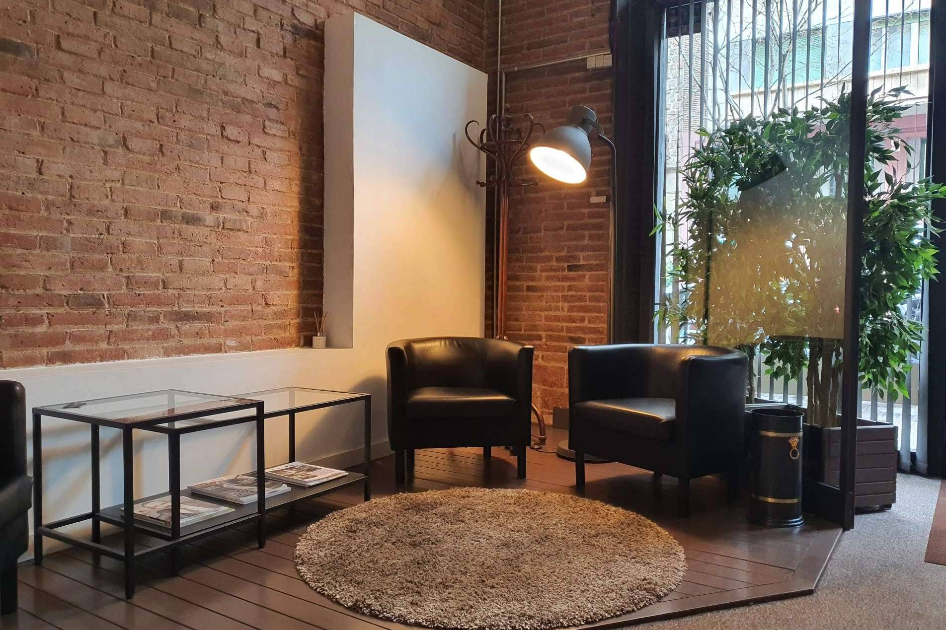 Comfort Business, por alquilar durante 6 meses una de sus oficinas modernas y funcionales, ofrece un mes gratuito