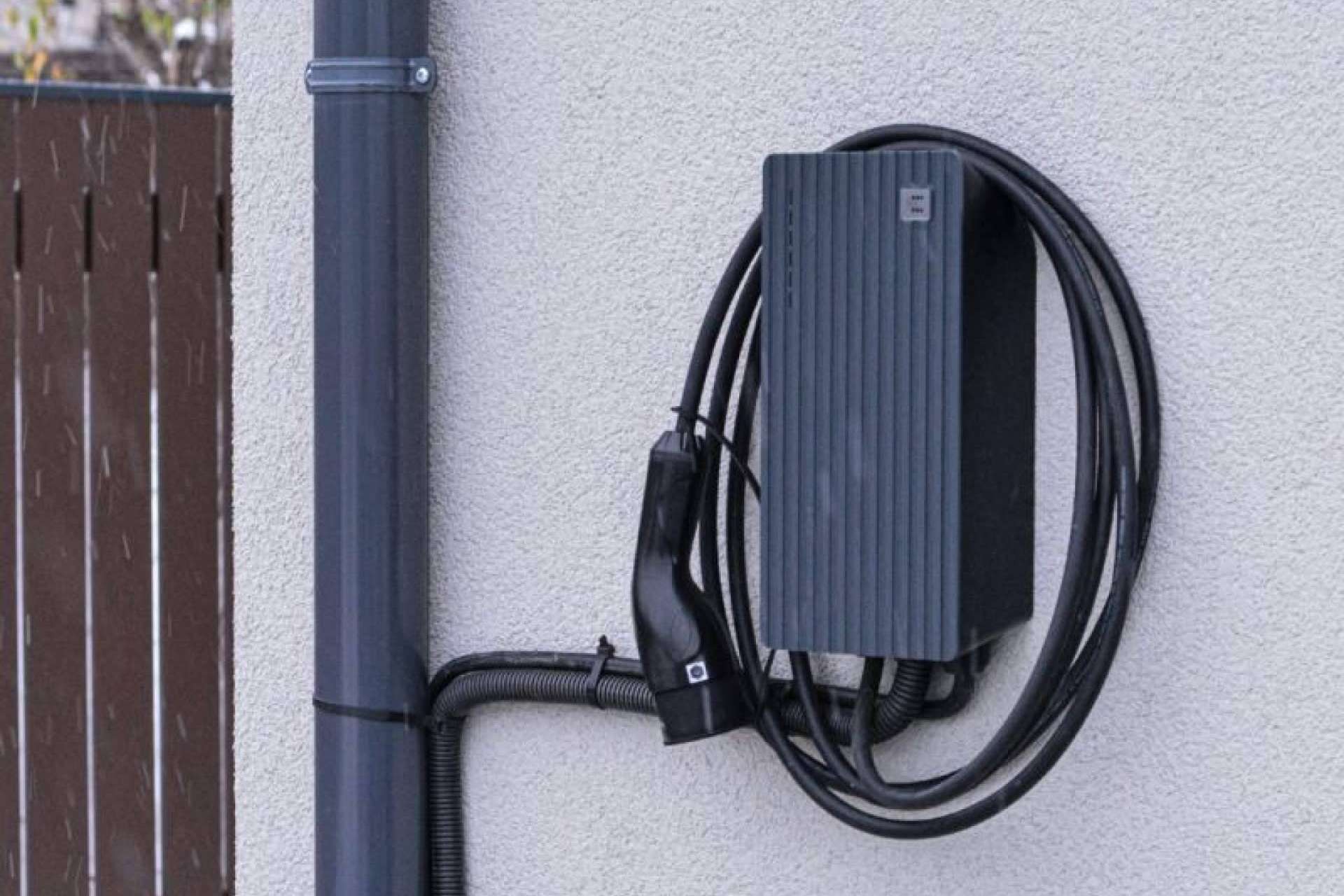 La carga inteligente de vehículos eléctricos, la solución al aumento de demanda