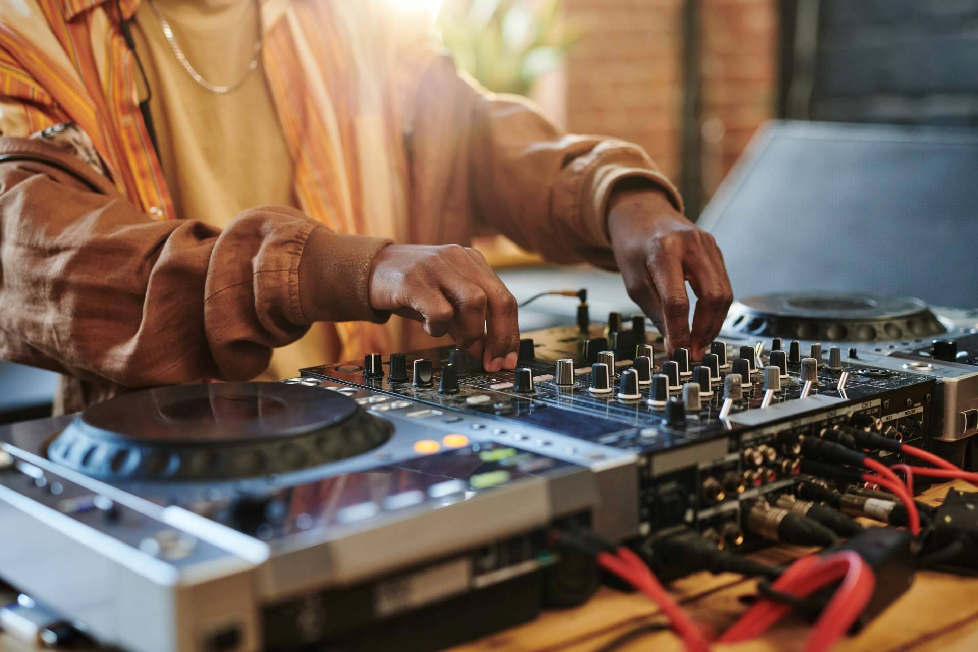 Mezclaka Studios y las ventajas de sus servicios de mezcla y mastering