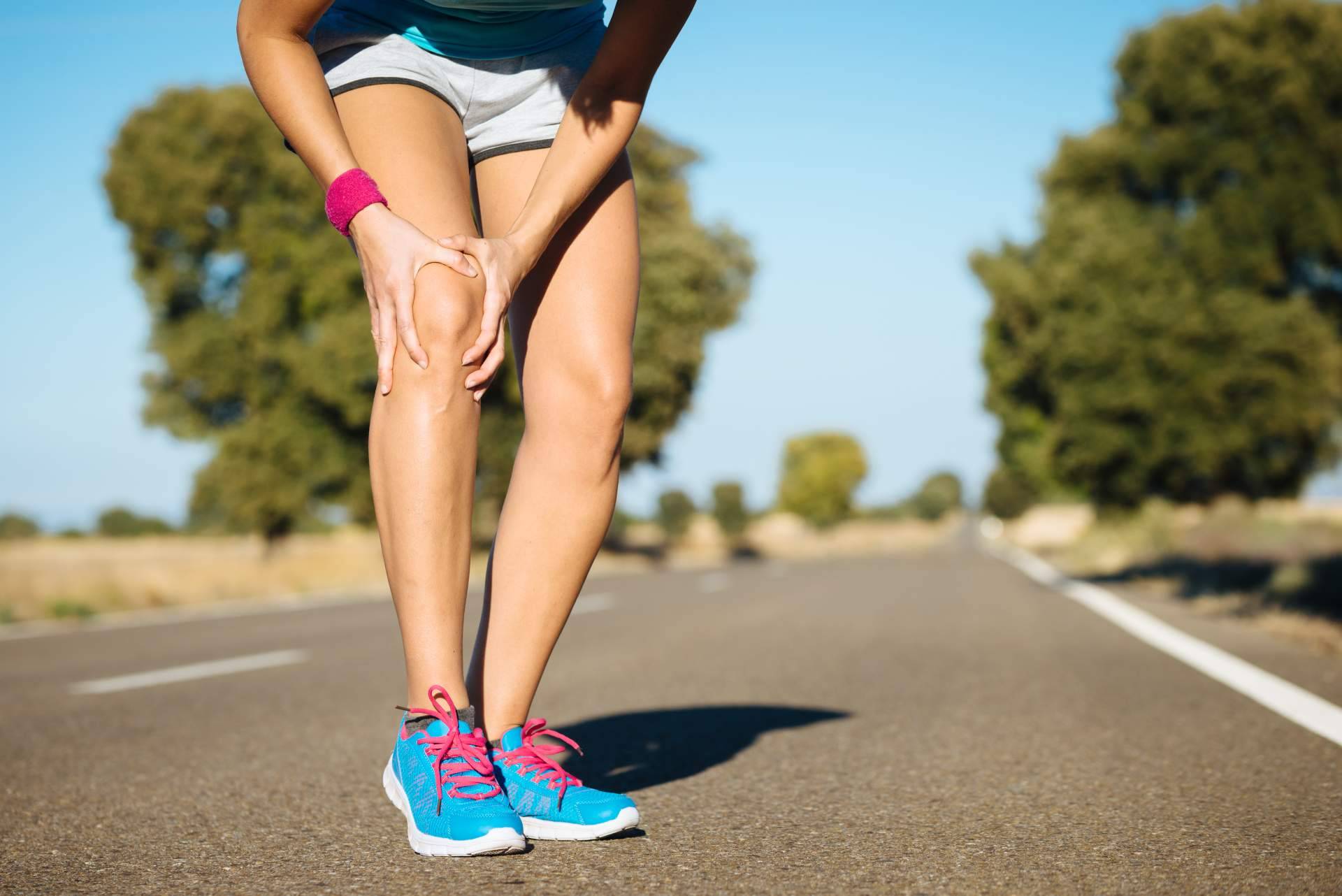 ¿Cuáles son los servicios del Dr. Miguel Romero para tratar lesiones de ligamento colateral interno?