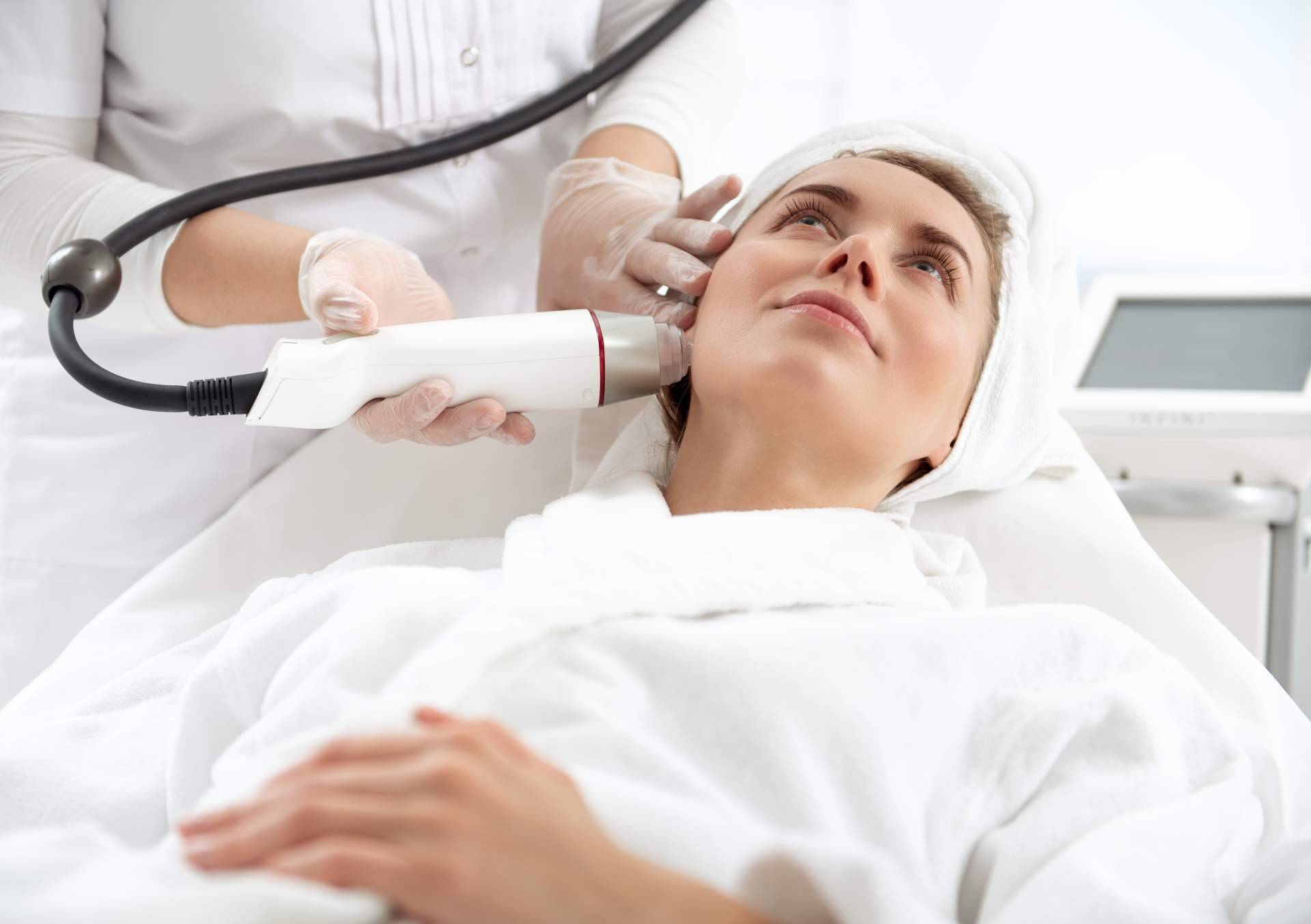 Un envejecimiento saludable y resultados naturales son posibles con la medicina estética y well aging