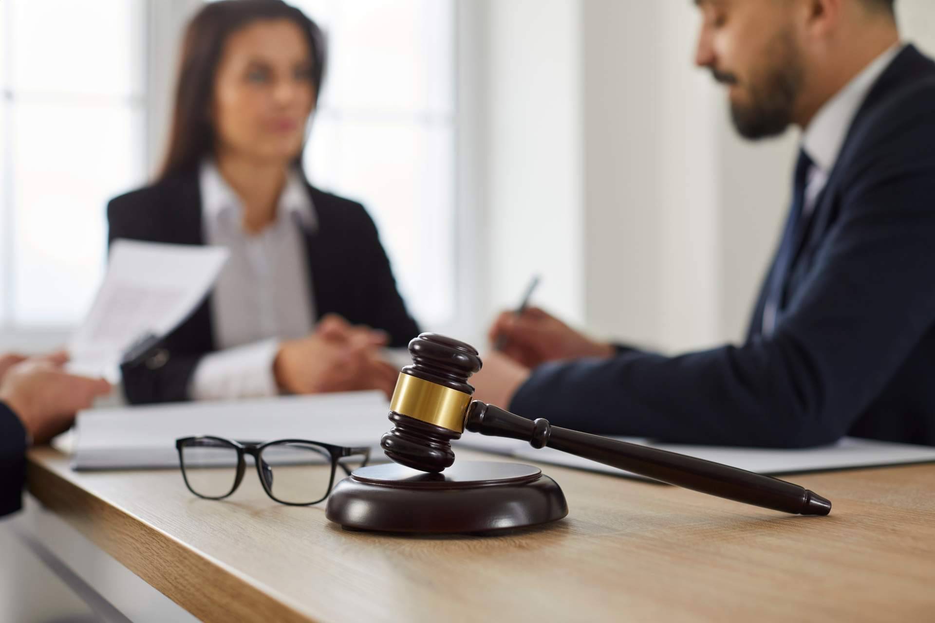 Curso perito judicial con Surge