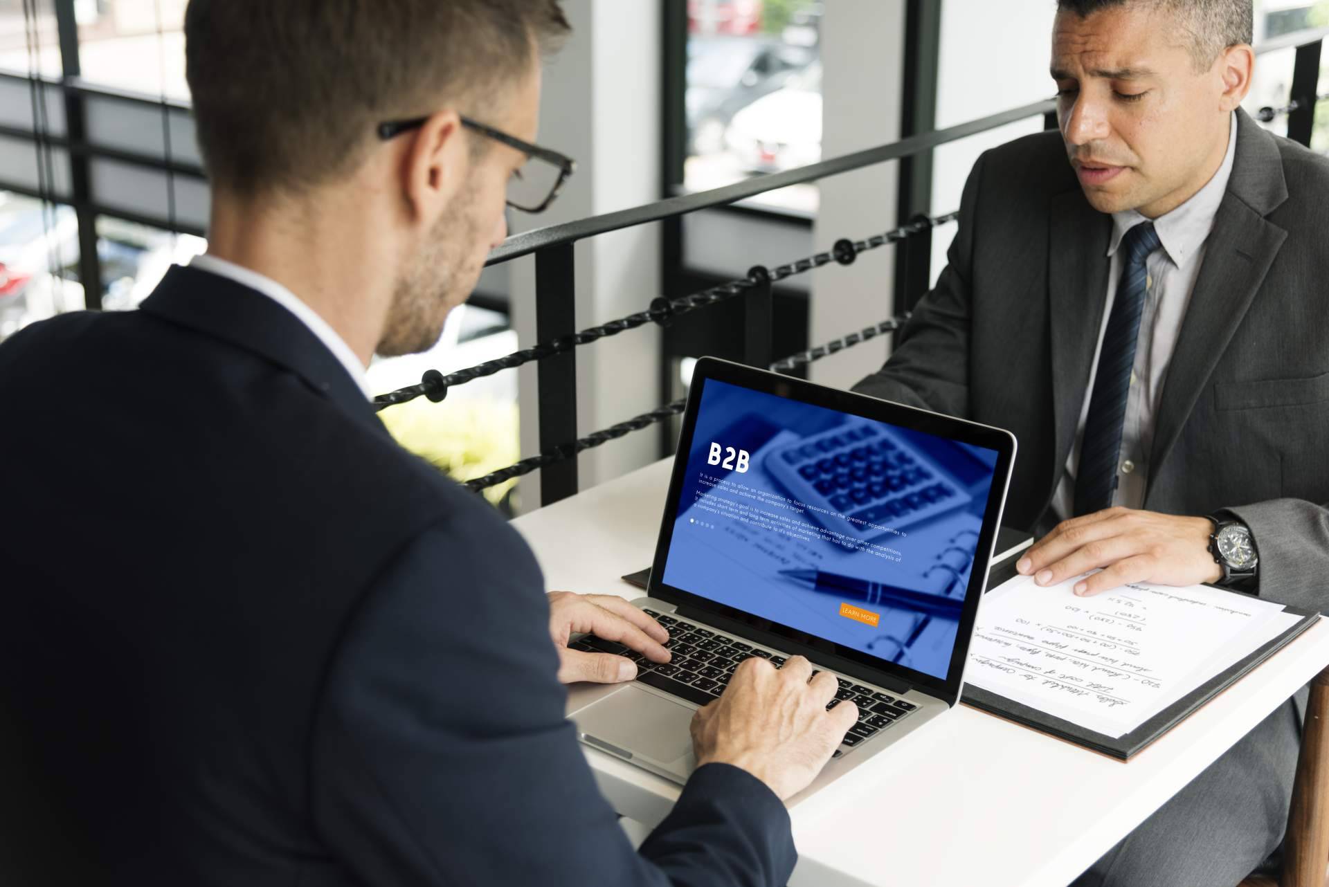 Partner estratégico en marketing B2B ideal para empresas del sector industrial, con BCM Marketing