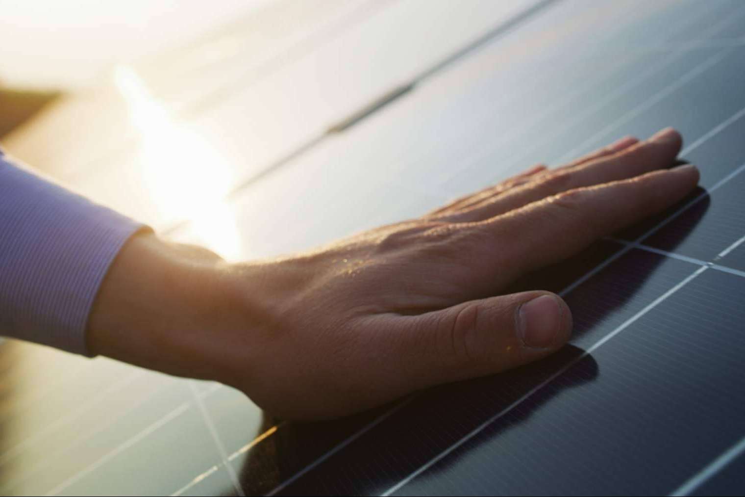ISF explica cuánto cuesta instalar placas solares