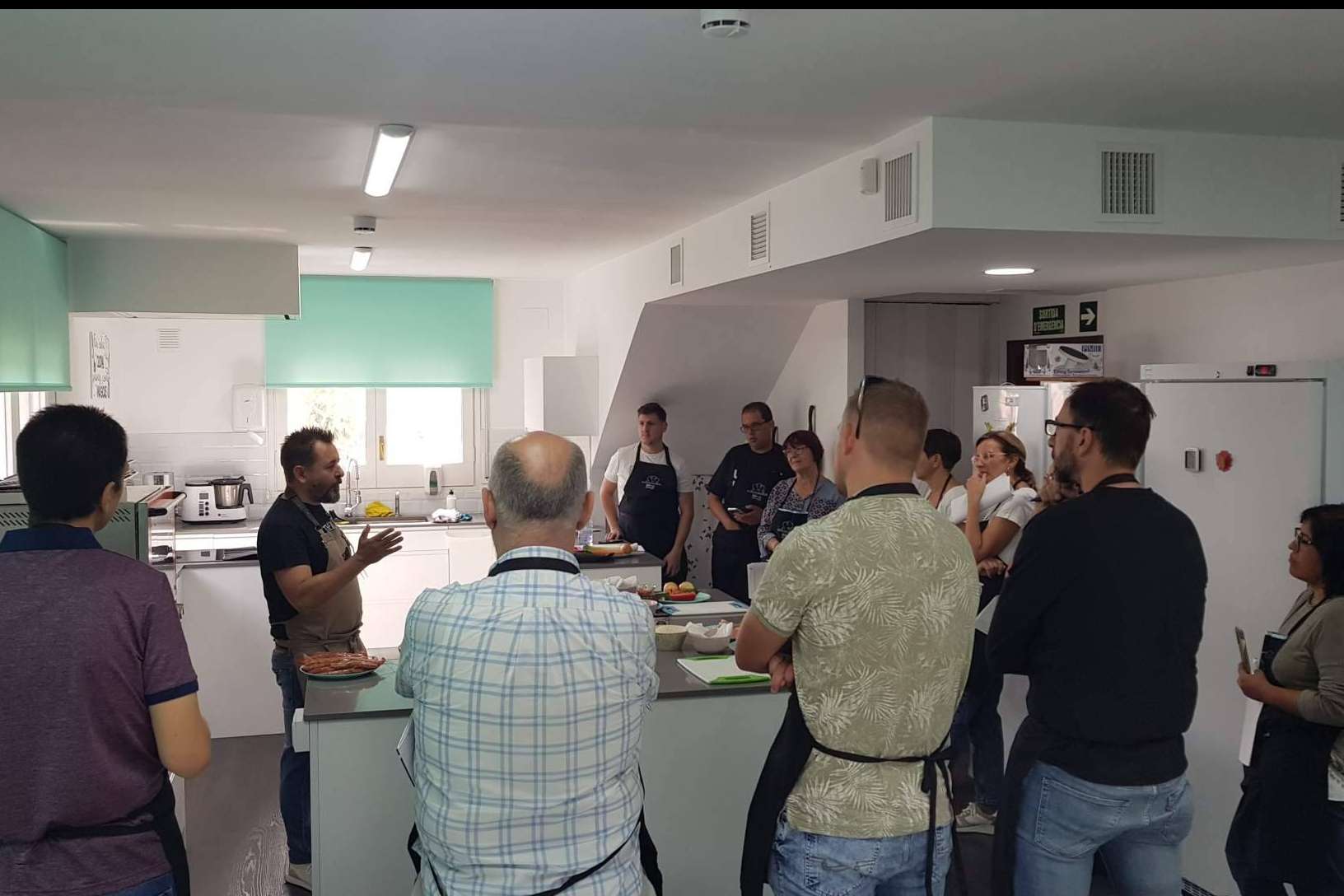 Ochimanikia, una escuela de cocina tradicional en Barcelona para formar a niños y adultos