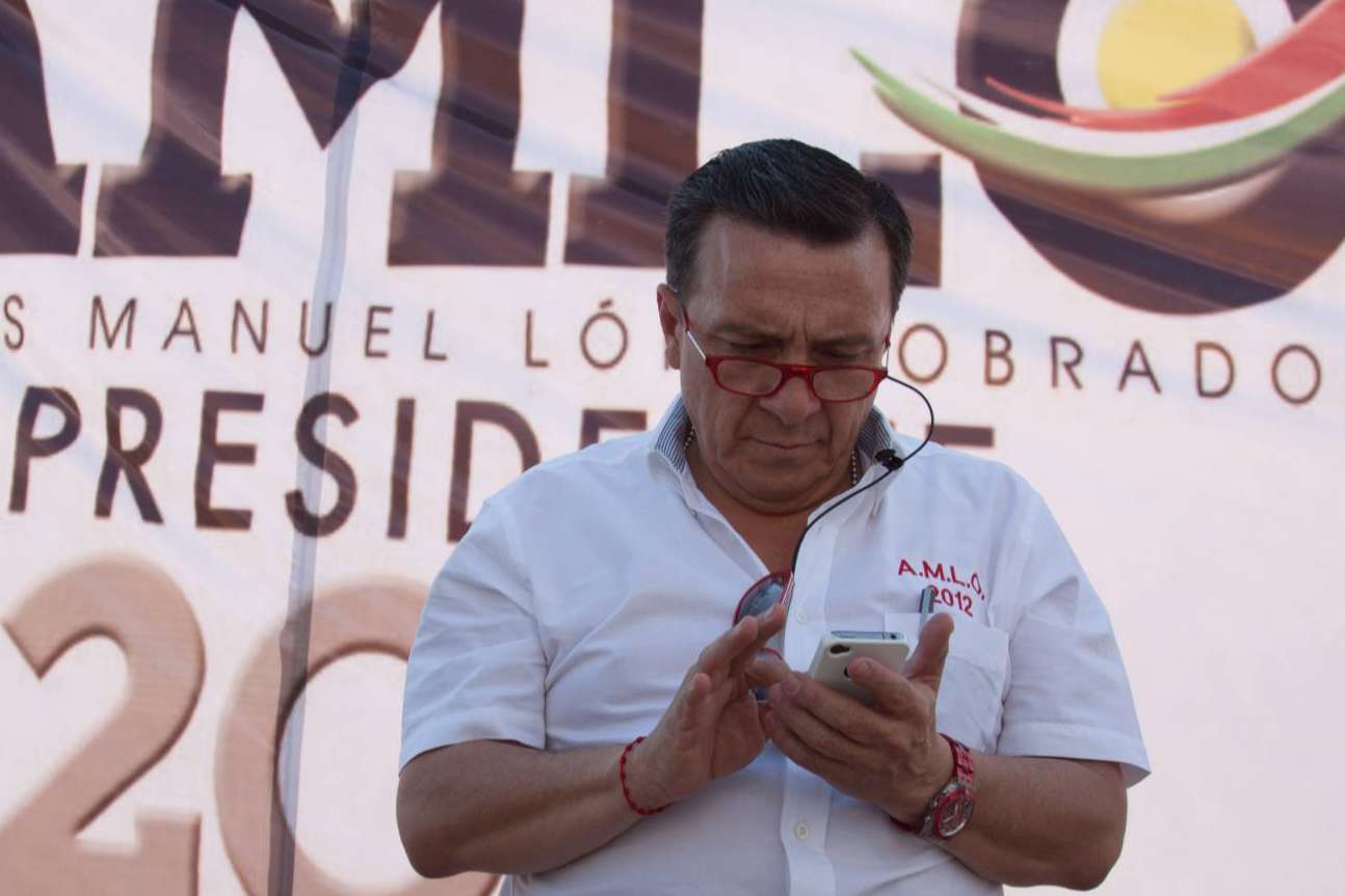 La historia de éxito empresarial de Nicolás Mollinedo Bastar, centrado en el crecimiento y la actualización constante