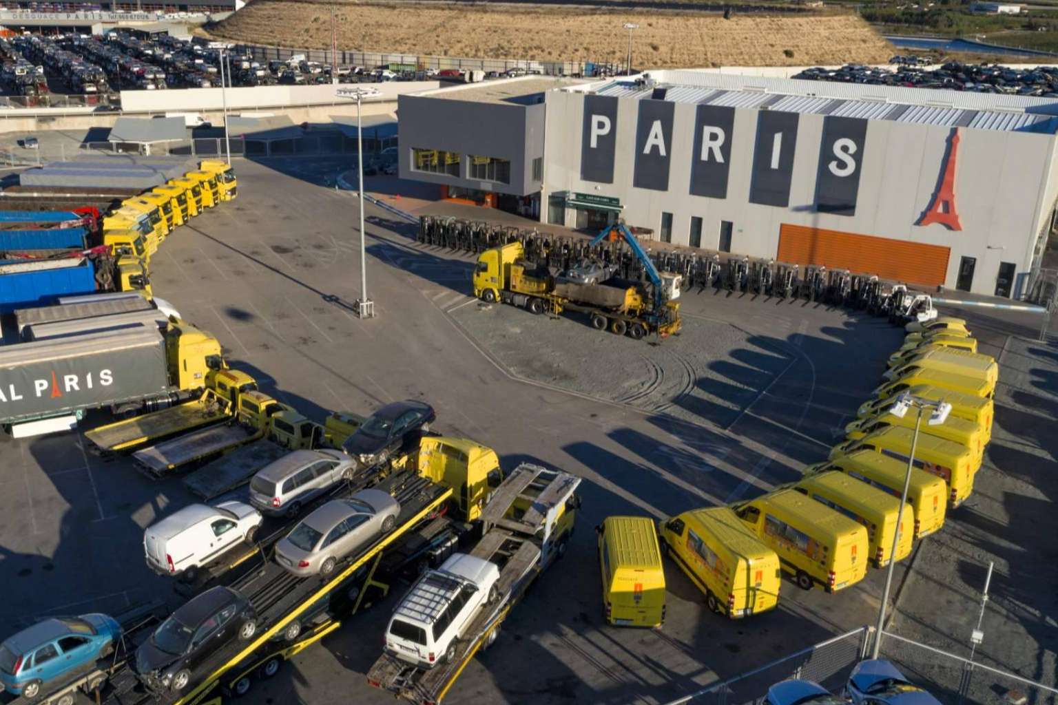 Desguace París dispone de instalaciones en Murcia desde donde hace sus envíos a toda España y resto de países de la Unión Europea