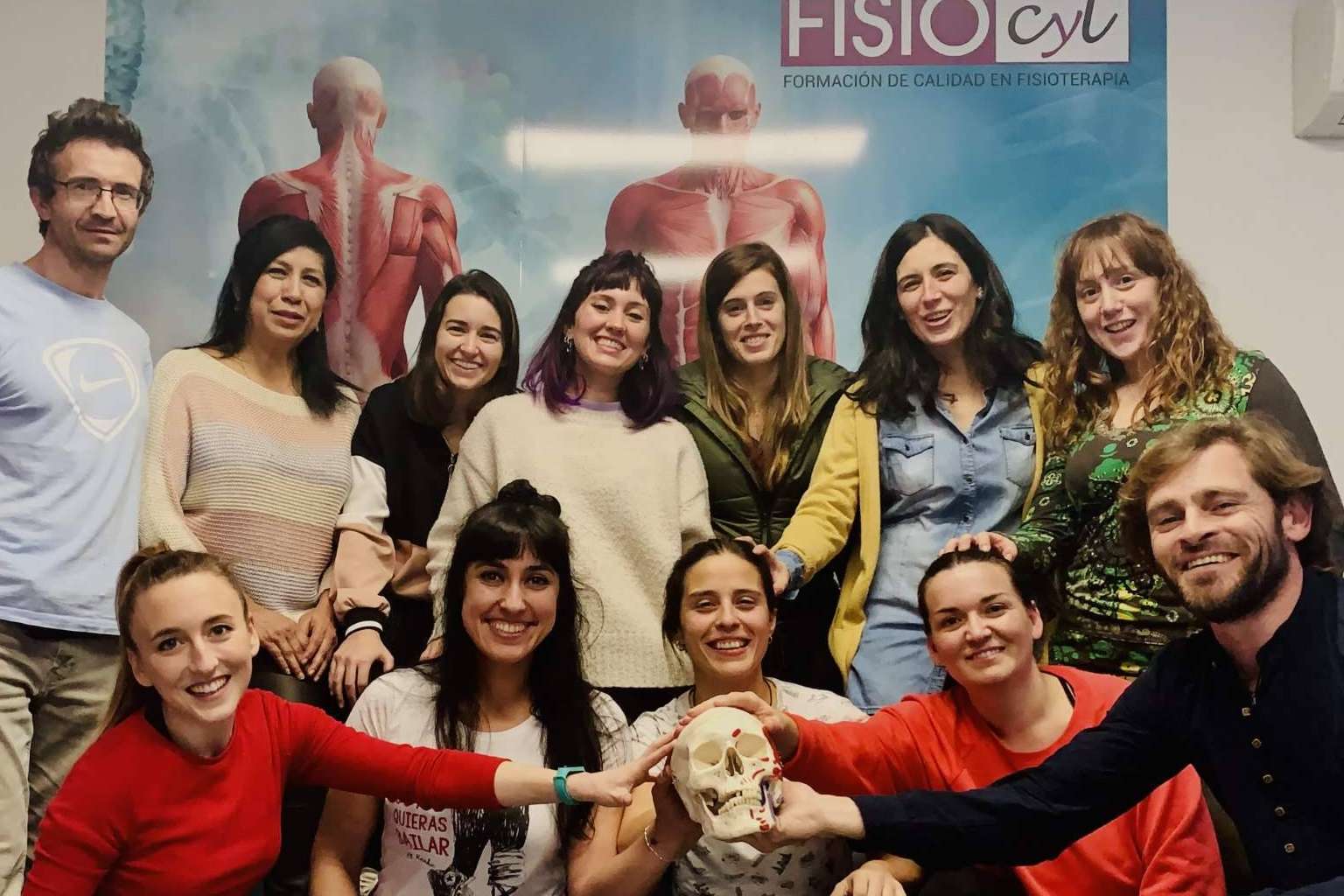 El  amplio catálogo de cursos de Fisiocyl  incluye su Curso de Fisioterapia Temporomandibular ATM Y Dolor de Cabeza