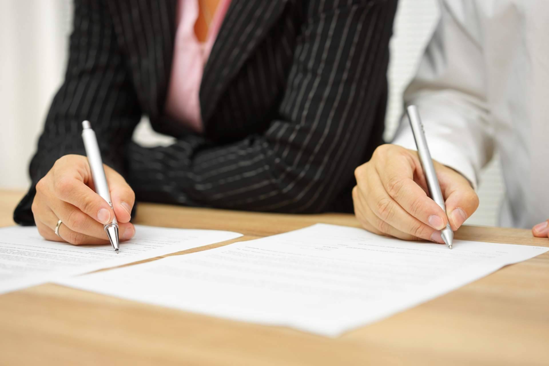 ¿Cuáles son las diferencias entre una separación y un divorcio?, con Lacaci & Delgado Abogados