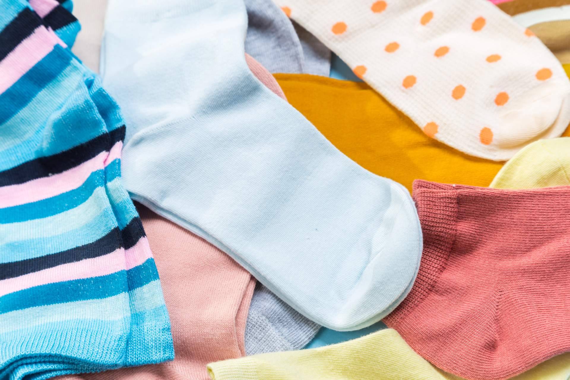 Socks Market y su catálogo de calcetines antideslizantes con diseños muy variados