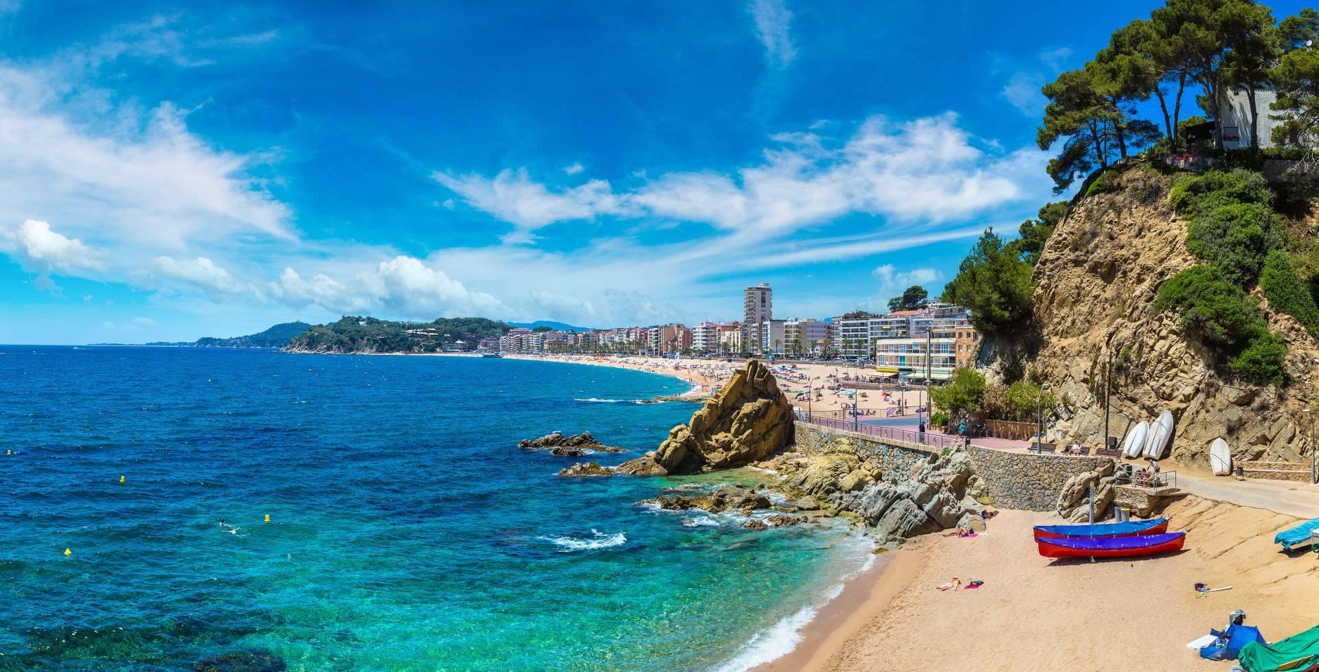 La AMT enumera los lugares ideales de España para hacer turismo de sol y playa