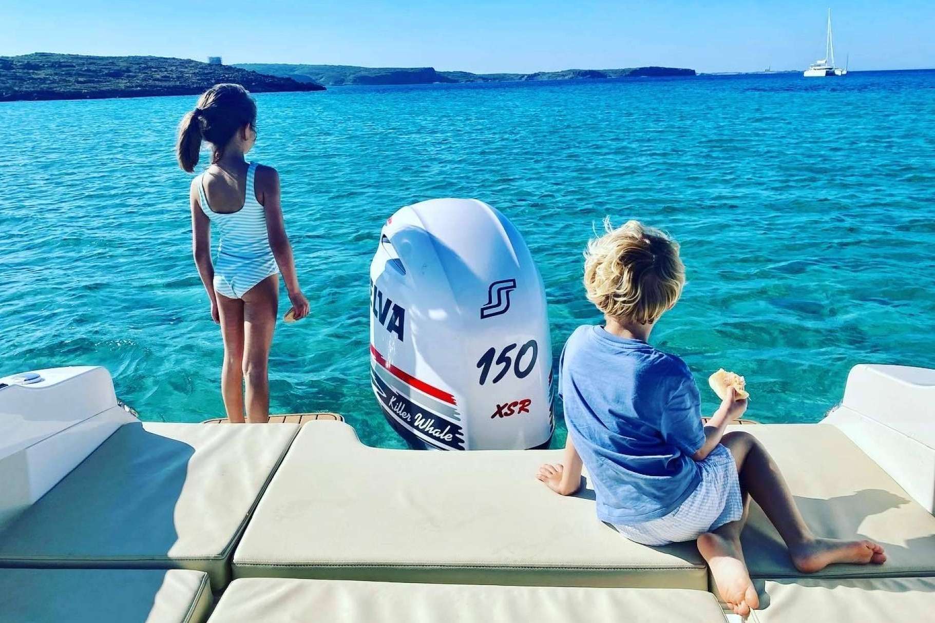 Descubrir Menorca con las excursiones privadas en barco de Nautic Charter Menorca