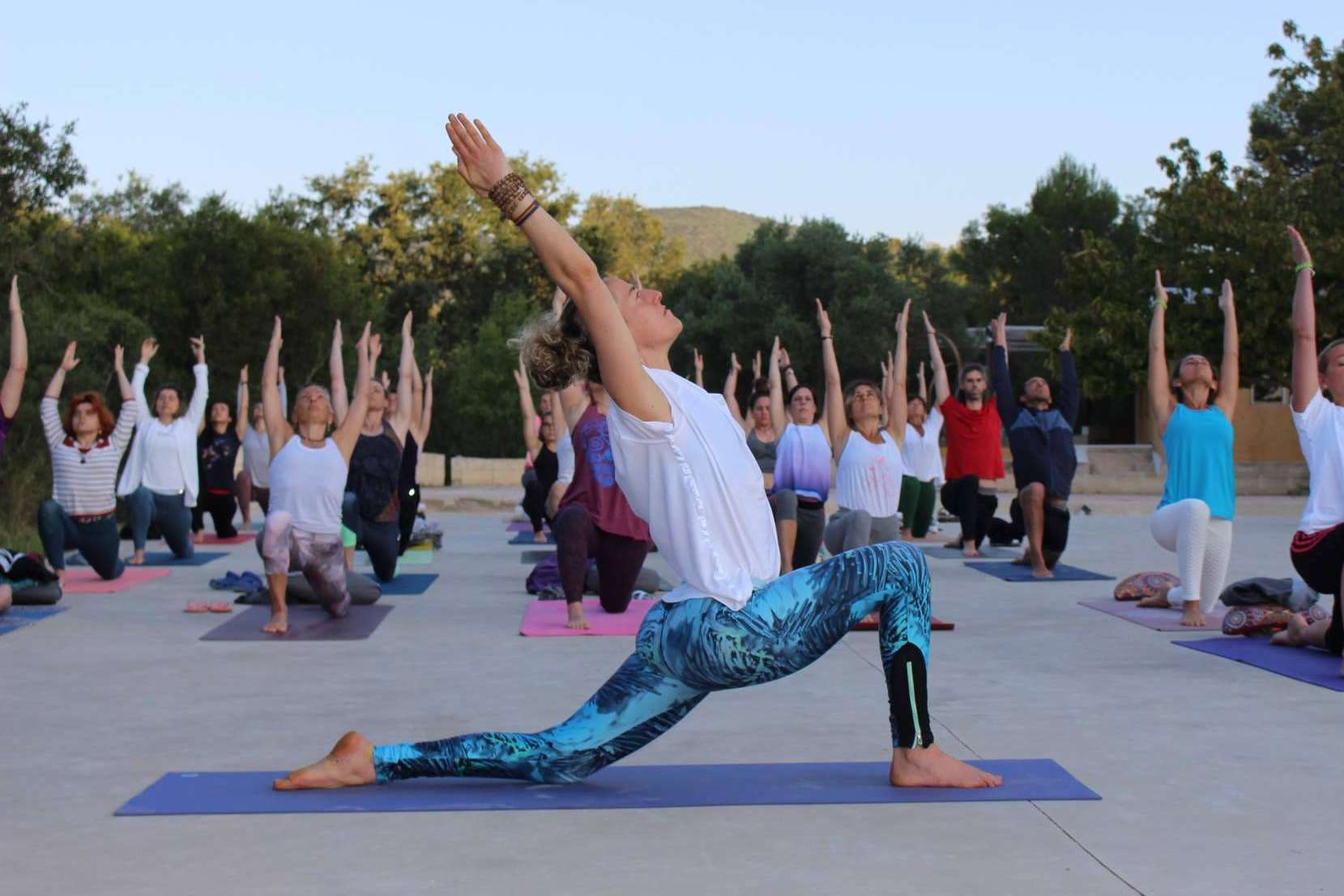 ¿Dónde acceder a formación de profesores de yoga integral y curso de actualización de profesores de yoga? Escuela Mahashakti