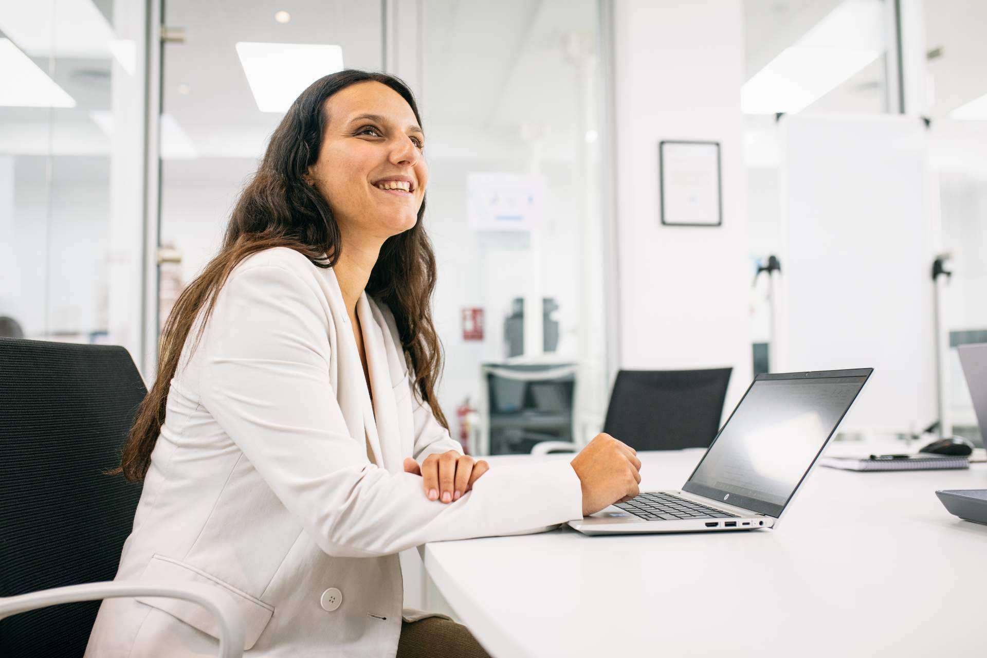 Todo sobre LEIALTA, una empresa especializada en soluciones empresariales y servicios de holding empresarial