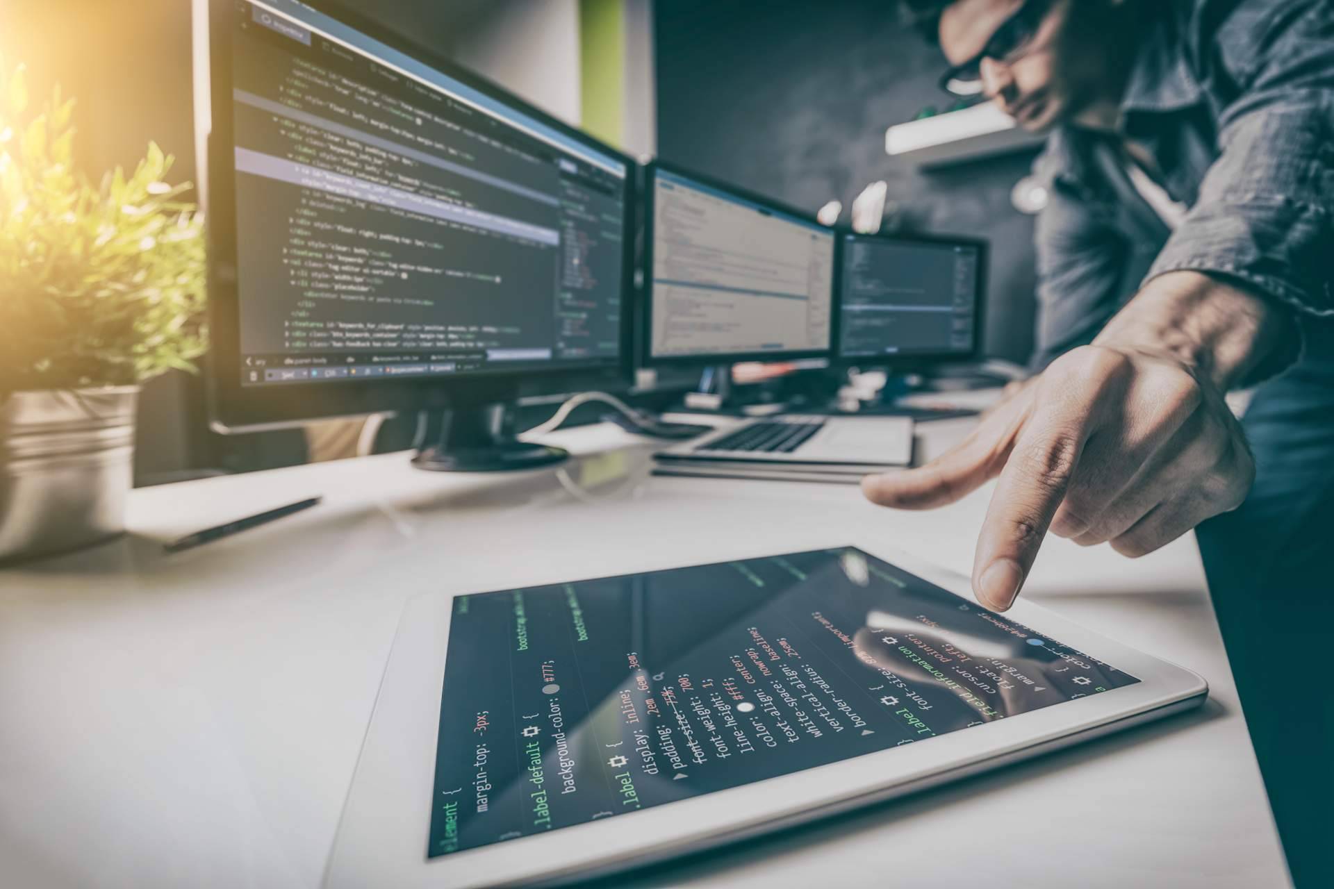 La tecnología se une a la construcción de la mano de Amplya y su innovador ERP