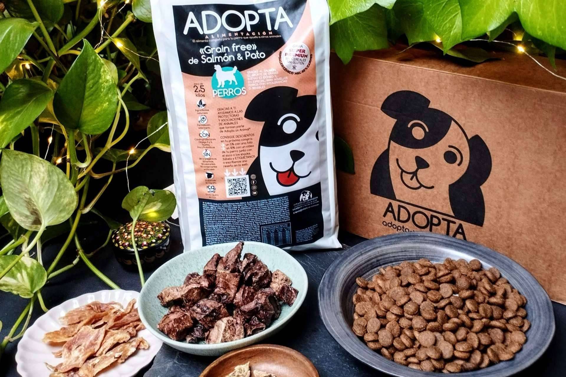 ¡Es el momento de pasarse al pienso hipoalergénico de salmón y pato de ADOPTA!, un pienso para perros sin ingredientes alergénicos