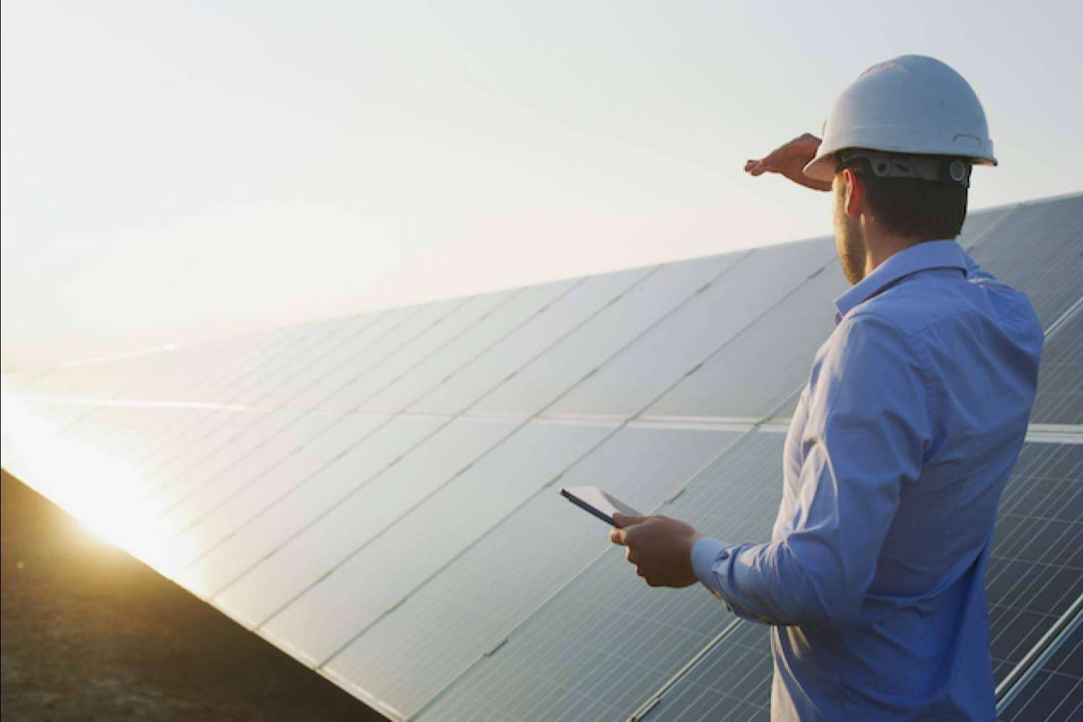 La ayuda de profesionales del autoconsumo industrial para ahorrar en la factura de luz