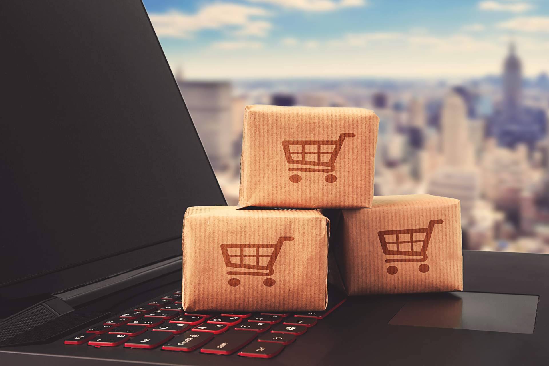 Plugcore sobre los beneficios de crear una tienda online
