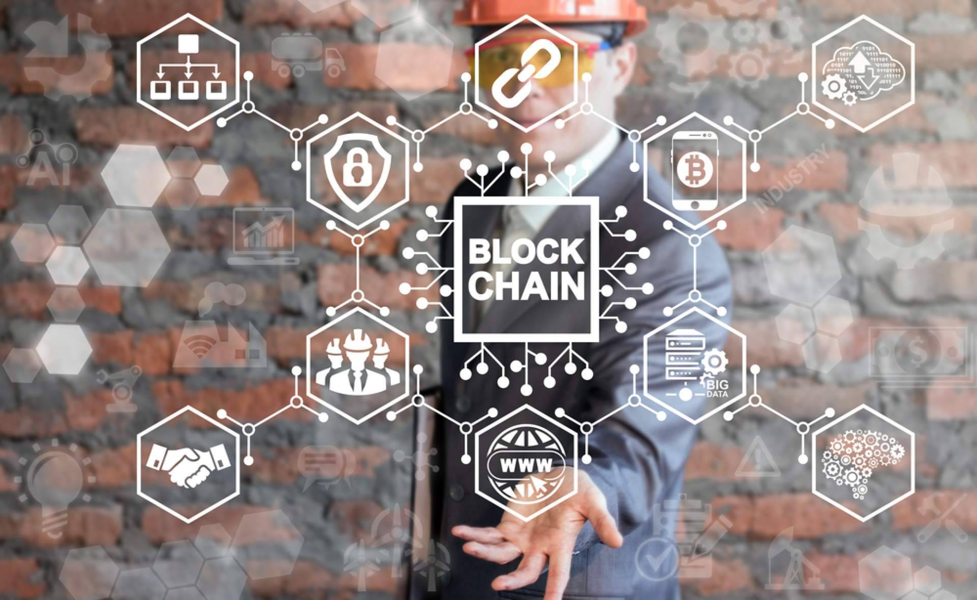 Tecnología blockchain en el ámbito educativo con BLOOCK