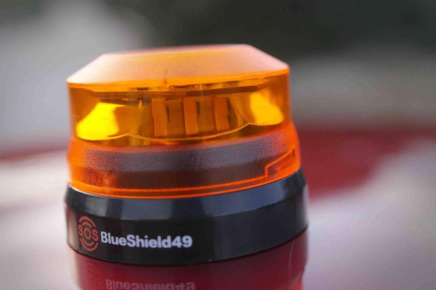 El peligro de comprar una baliza que no esté totalmente homologada. SOS BlueShield49 lo está