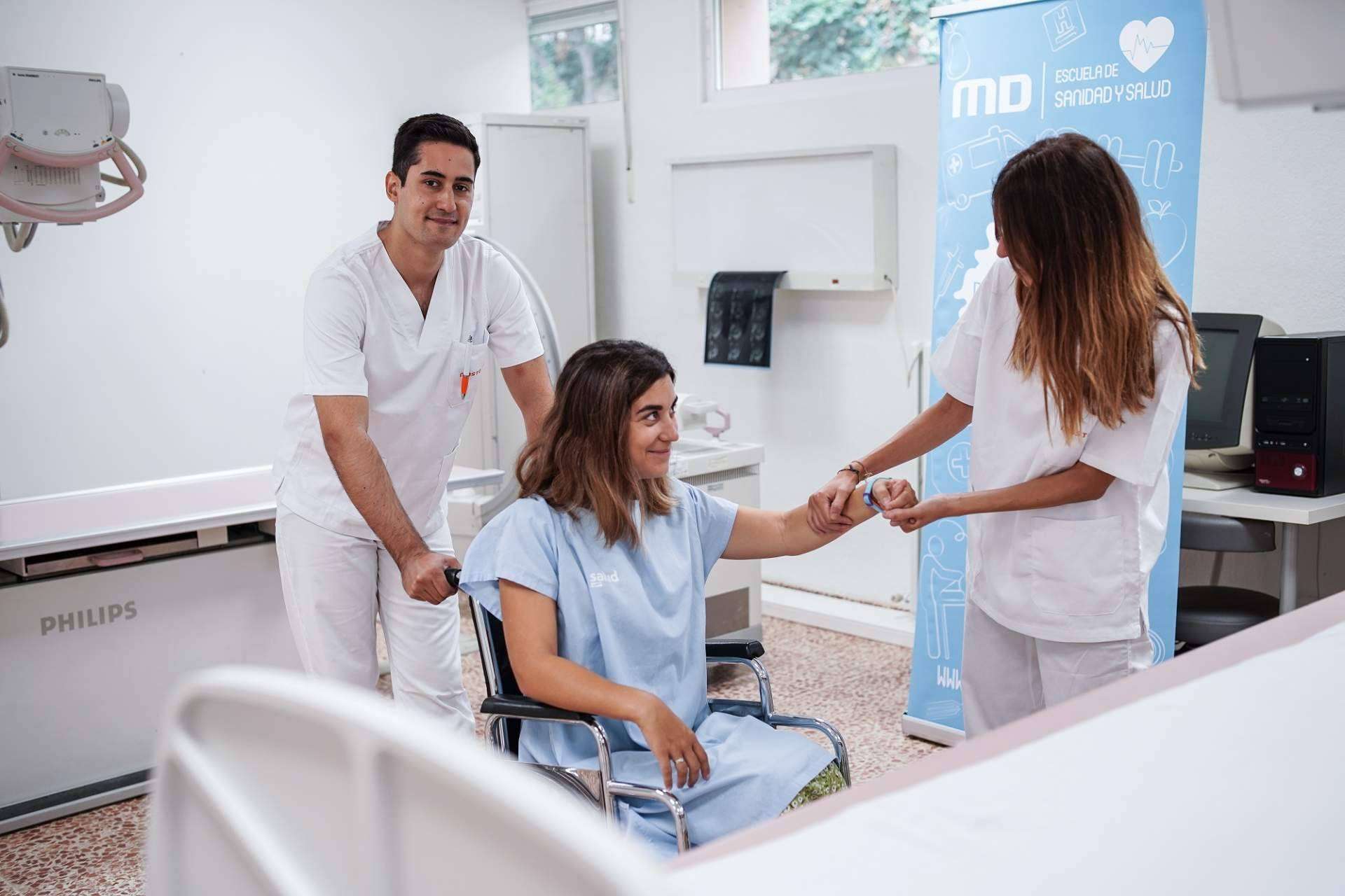 MasterD ayuda en la preparación para las oposiciones de celador