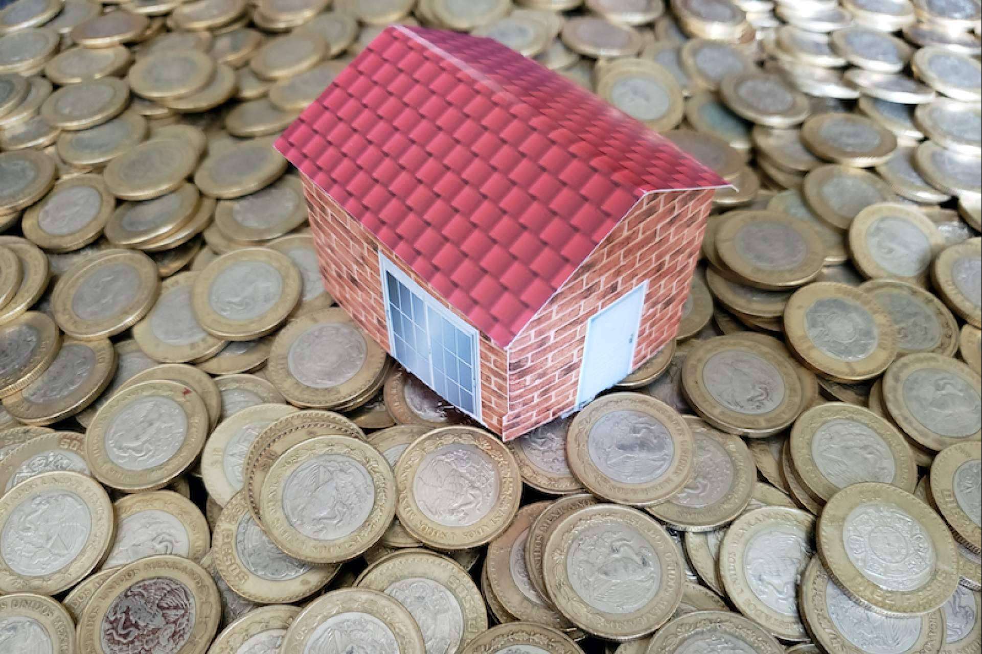Fondos de inversión vs. inversiones inmobiliarias, ¿cuál es mejor para el cliente?