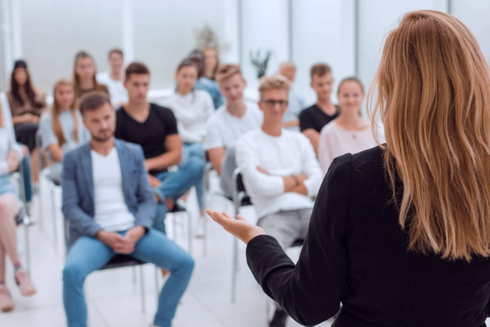 Escuela Superior de Empresas ofrece formación para personas que desean crecer en el ámbito laboral