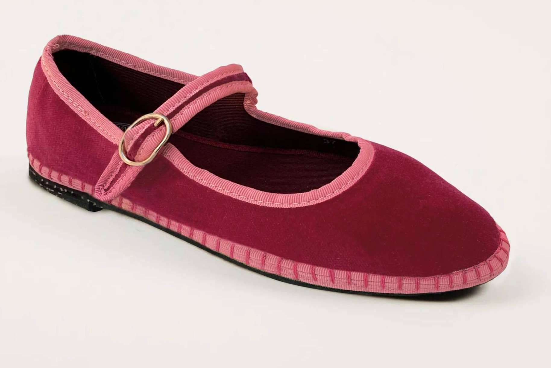 Flabelus son los flats que muchas royals quieren y que llevaron Beatrice Borromeo y Tatiana Santo Domingo al Gran Prix de Mónaco