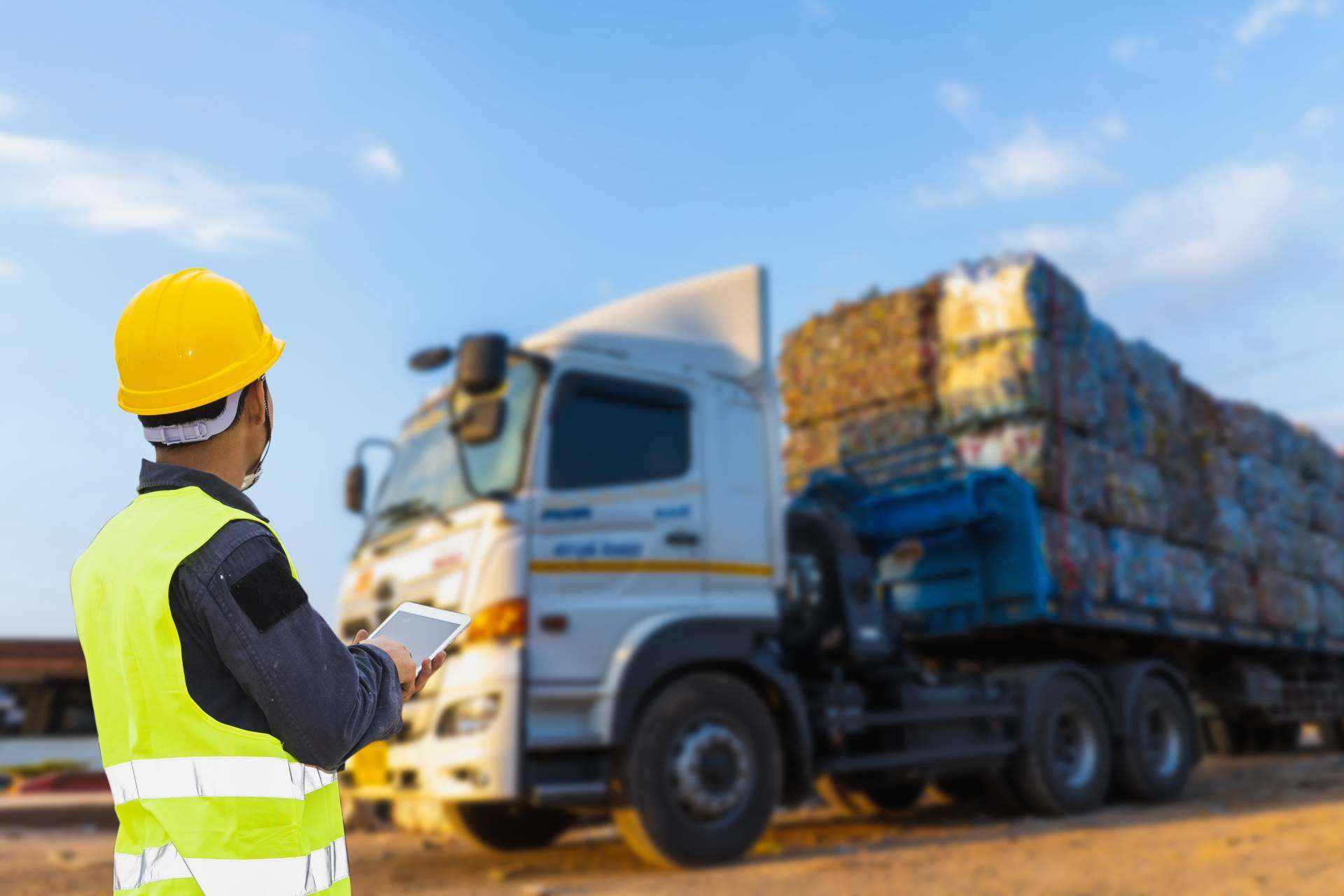 ECOVALL dispone de un servicio de gestión de residuos banales para la industria