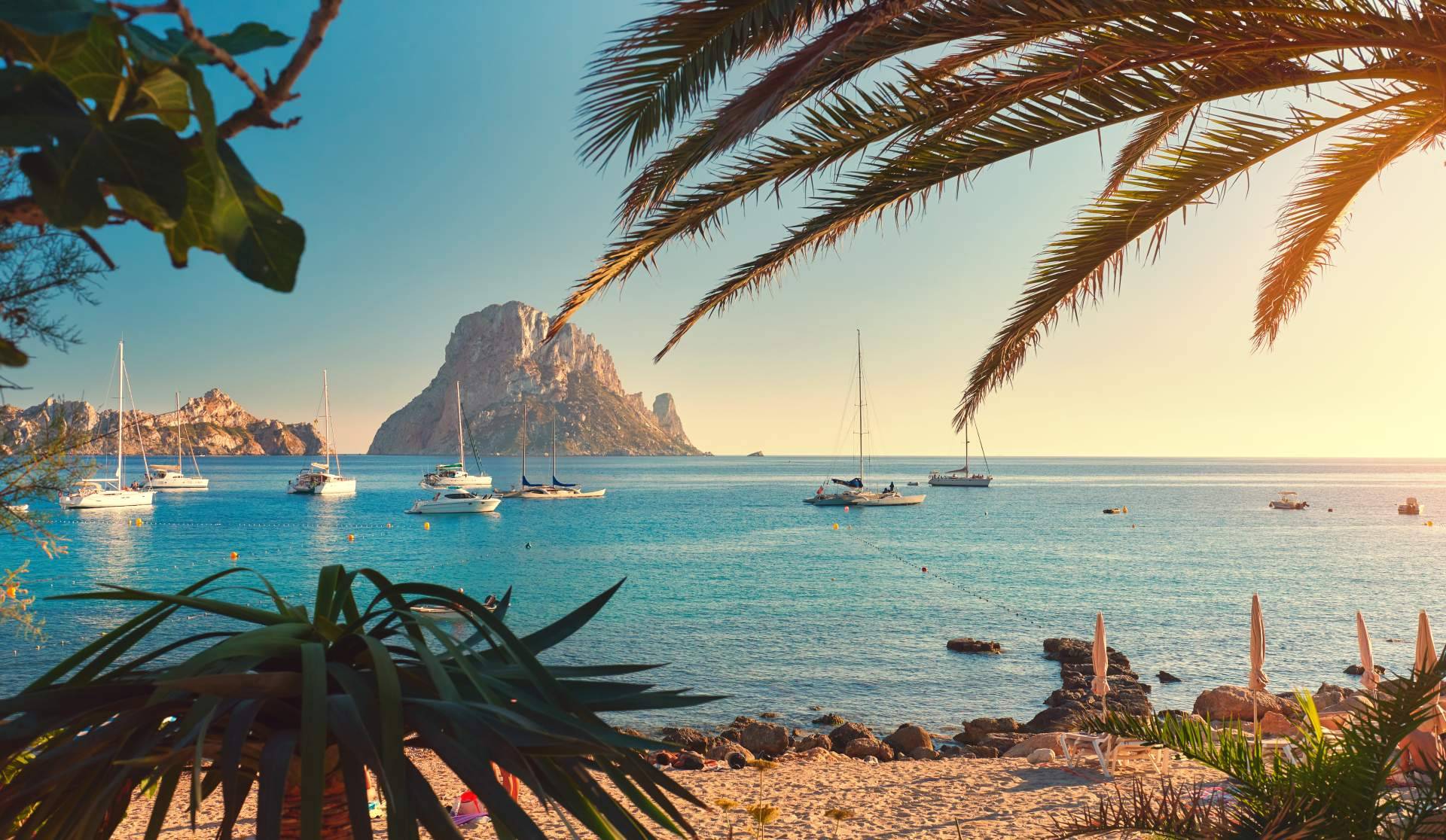 Vivir experiencias únicas y planes exclusivos en Ibiza con LoveMexperience