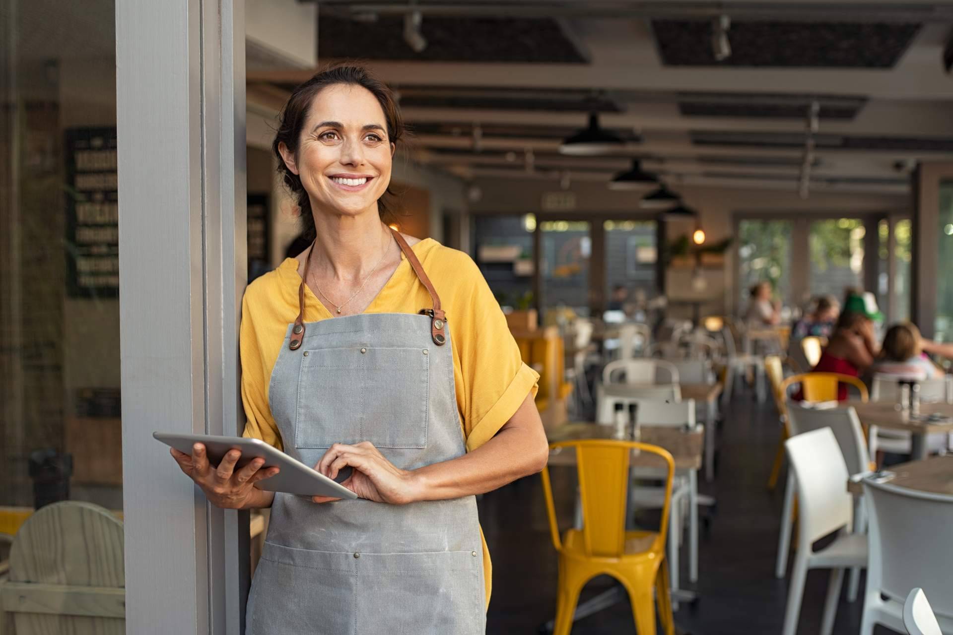 Elegir multitud de diseños y crear cartas personalizadas en MenuMaker