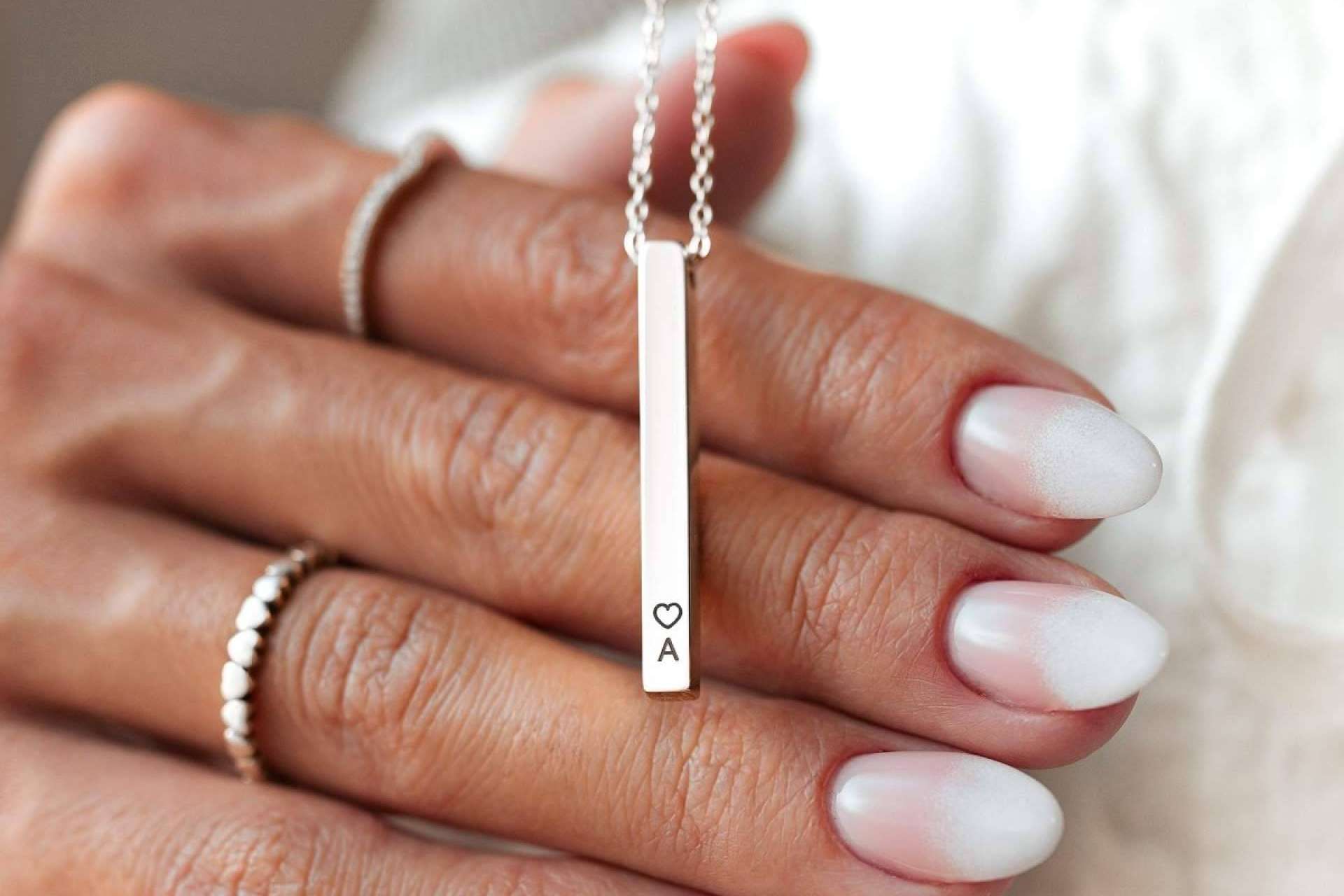 Los accesorios de la joyería online Le Petite Marie son clave para conseguir un look de 10